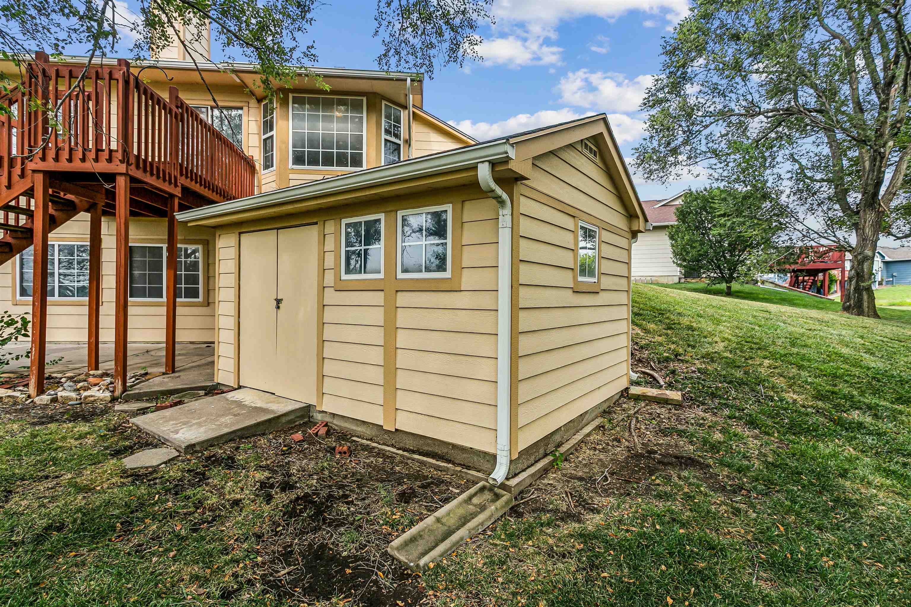 862 S Zelta Ct, Wichita, KS 67207-0000