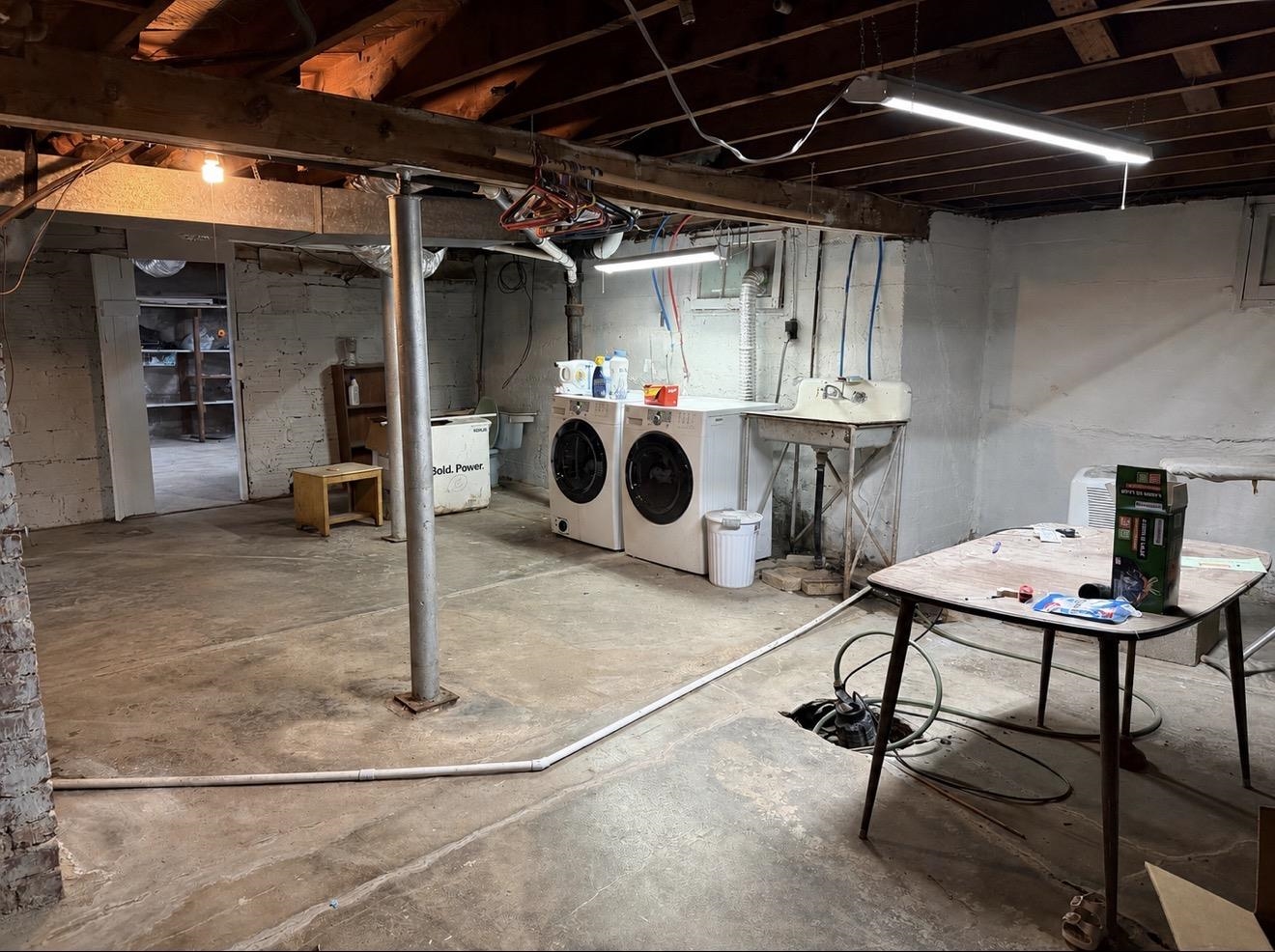 608 E 2nd St, Eureka, KS 67045