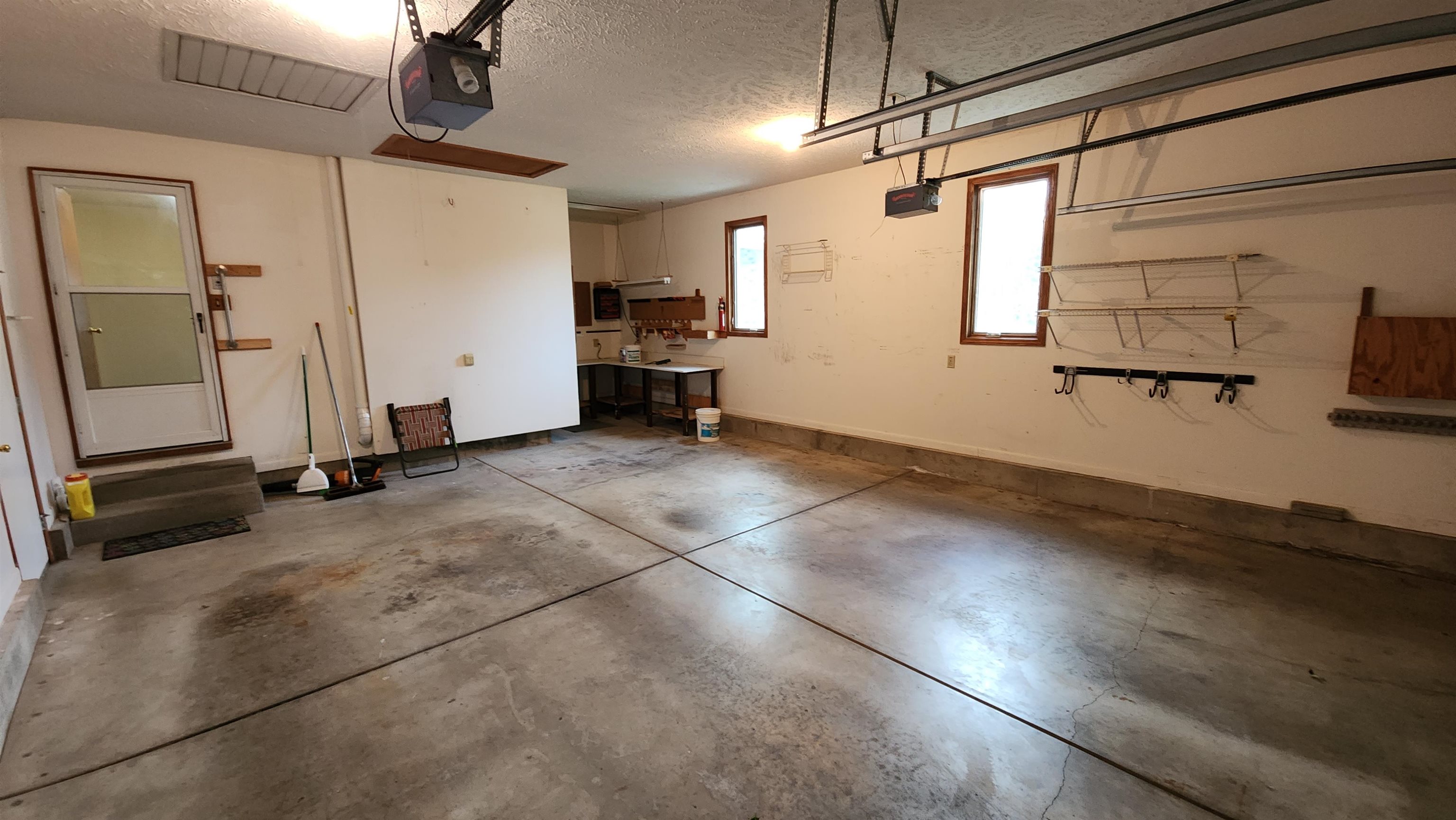 1216 E Republic Ave, Salina, KS 67401