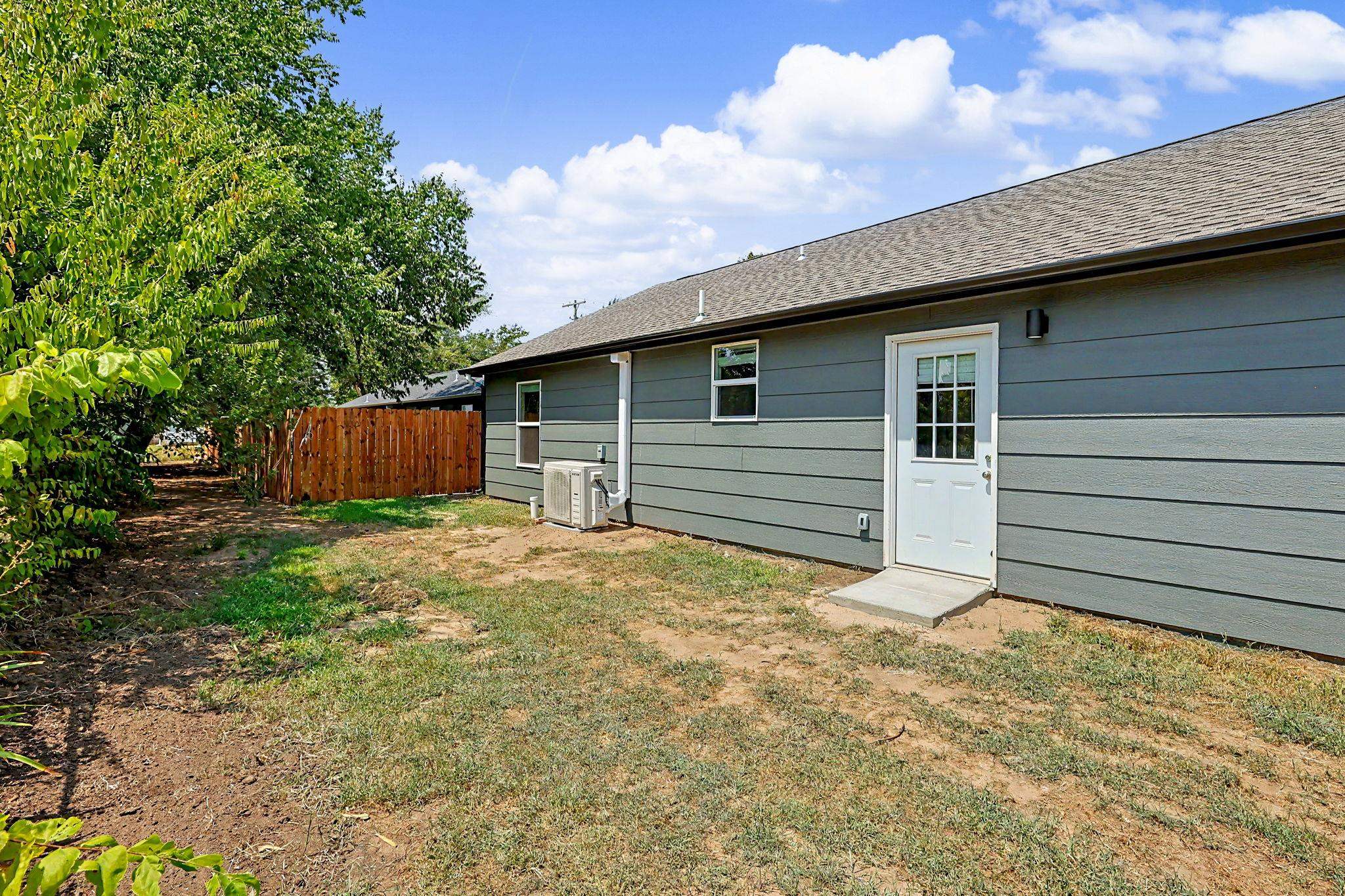 505 S Mccomas St, Wichita, KS 67213