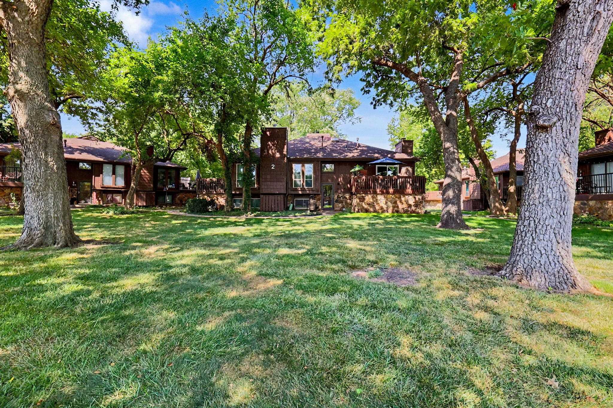 2421 S Yellowstone #202, Wichita, KS 67215