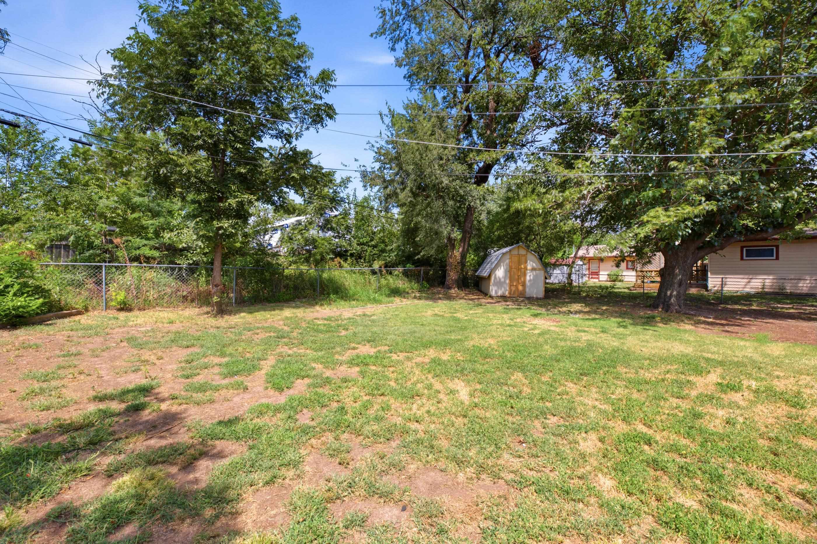 1425 N Georgie Ave, Derby, KS 67037