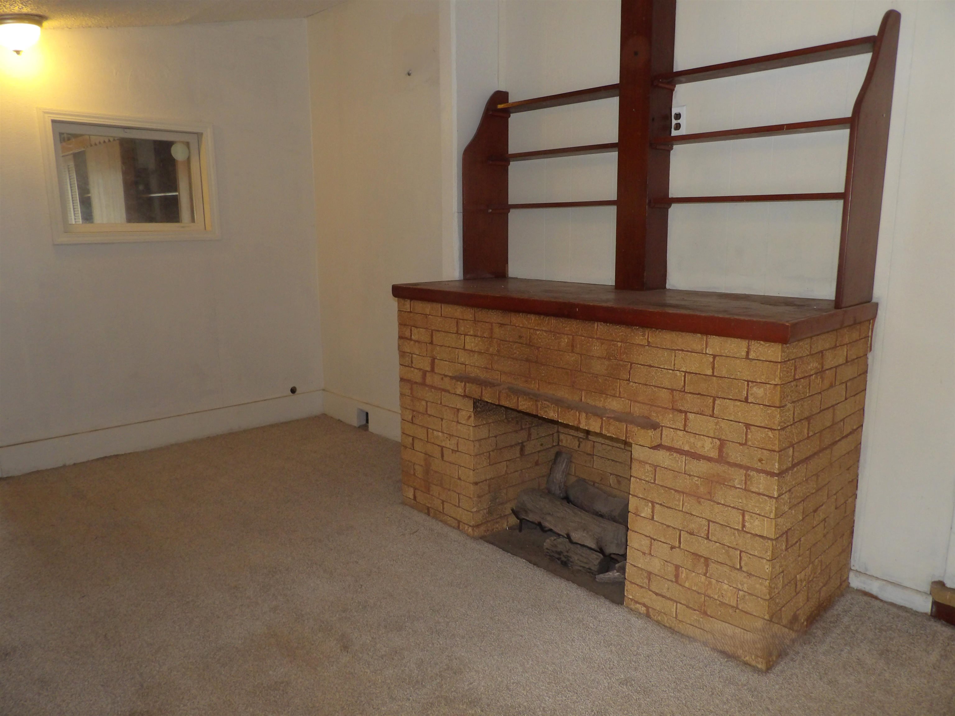 826 N Kokomo Ave, Derby, KS 67037