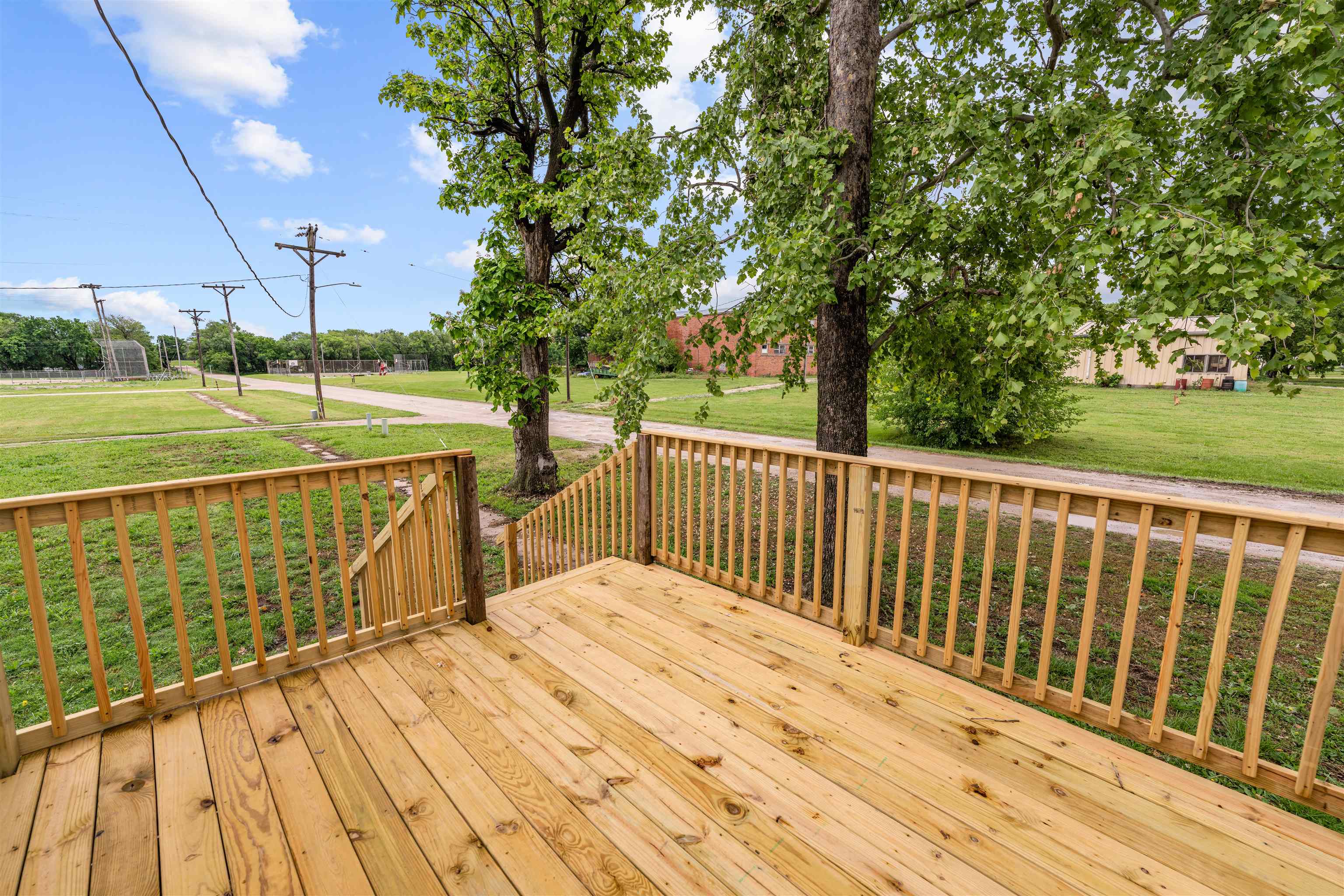 123 King St, Gypsum, KS 67448