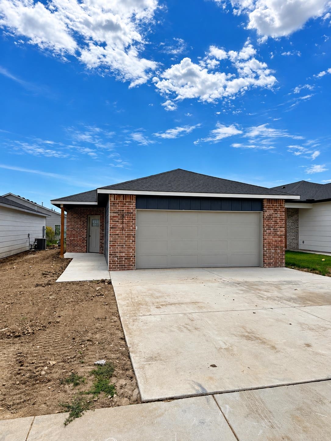 12831 E Willowgreen St, Wichita, KS 67230
