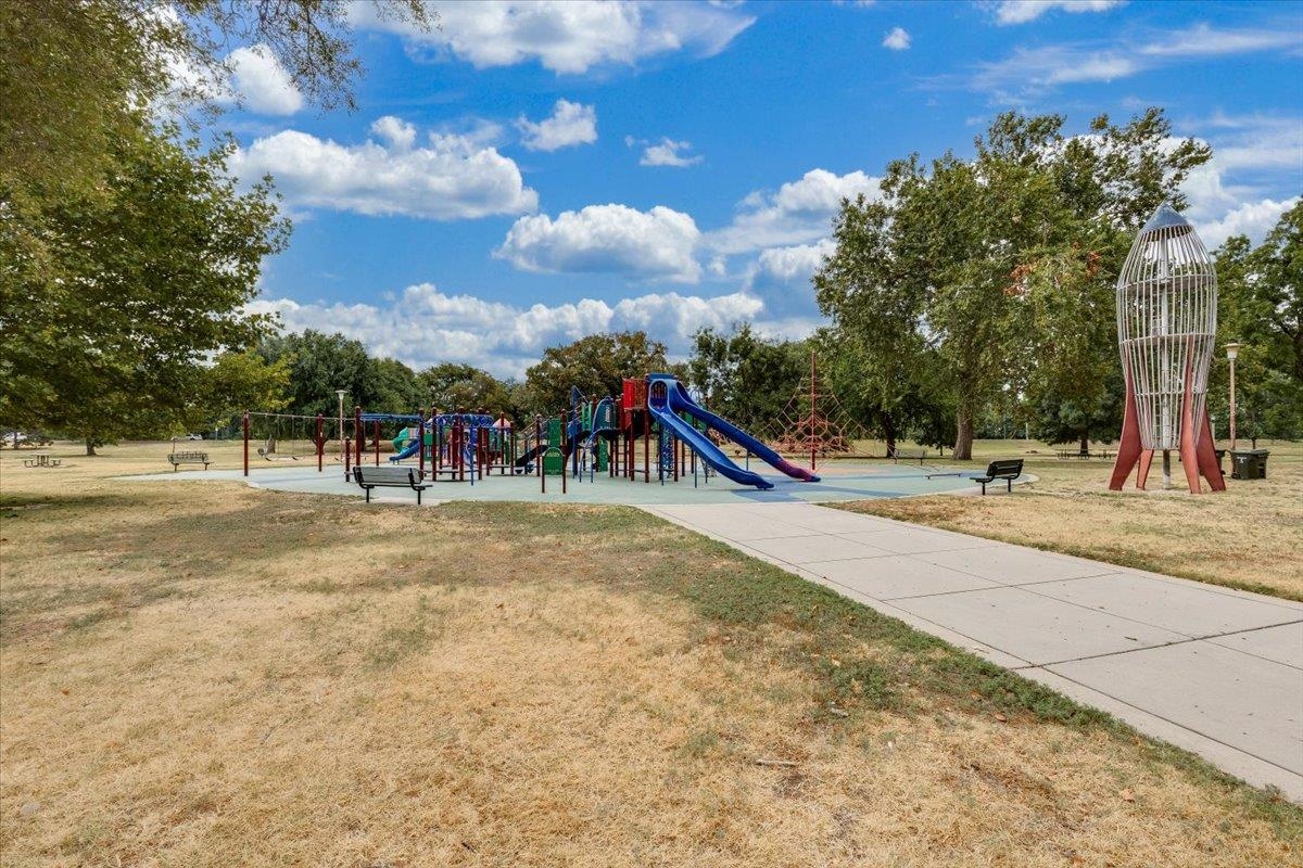 444 N Edwards, Wichita, KS 67203-5343
