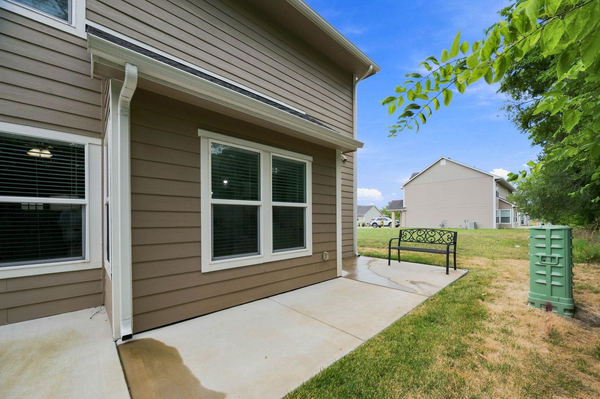 331 N 127th East 106 bldg. 6/106, Wichita, KS 67206