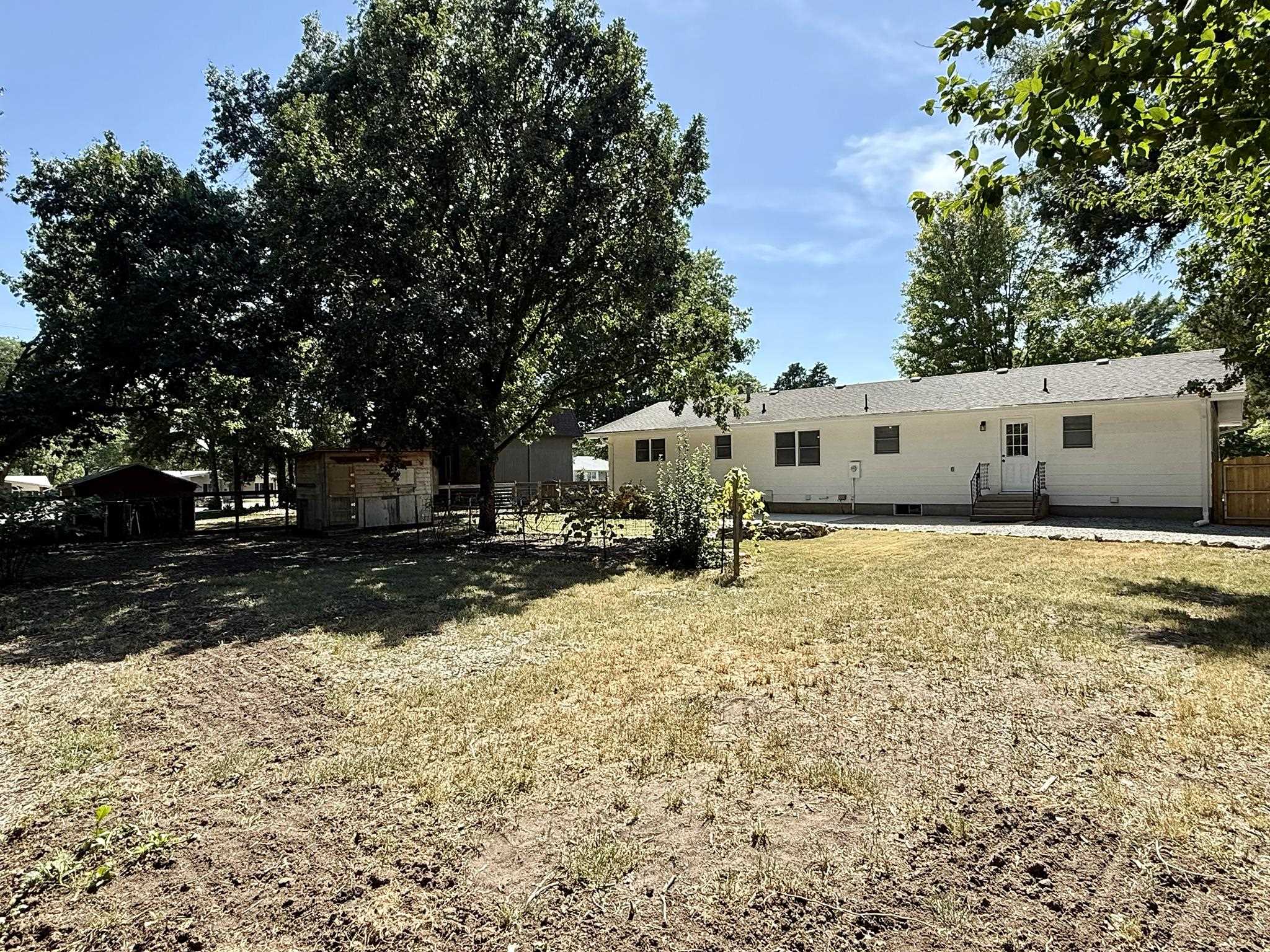 4 Regal Crescent, North Newton, KS 67117
