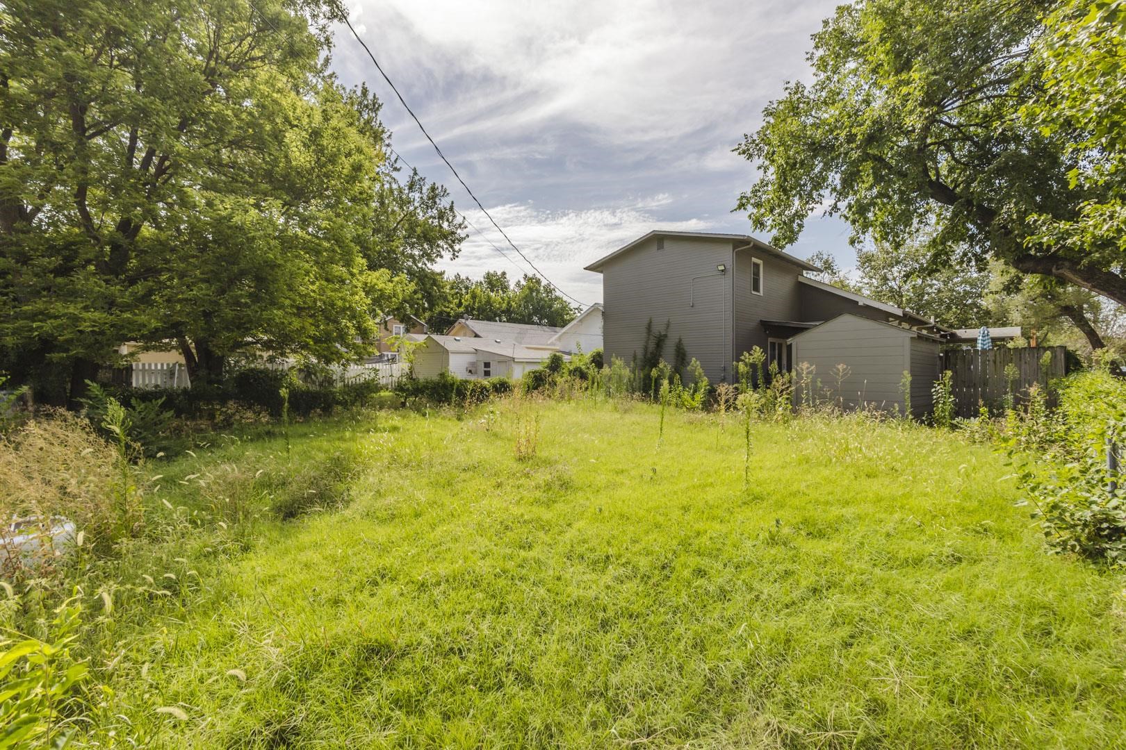 2230 W Douglas Ave, Wichita, KS 67023