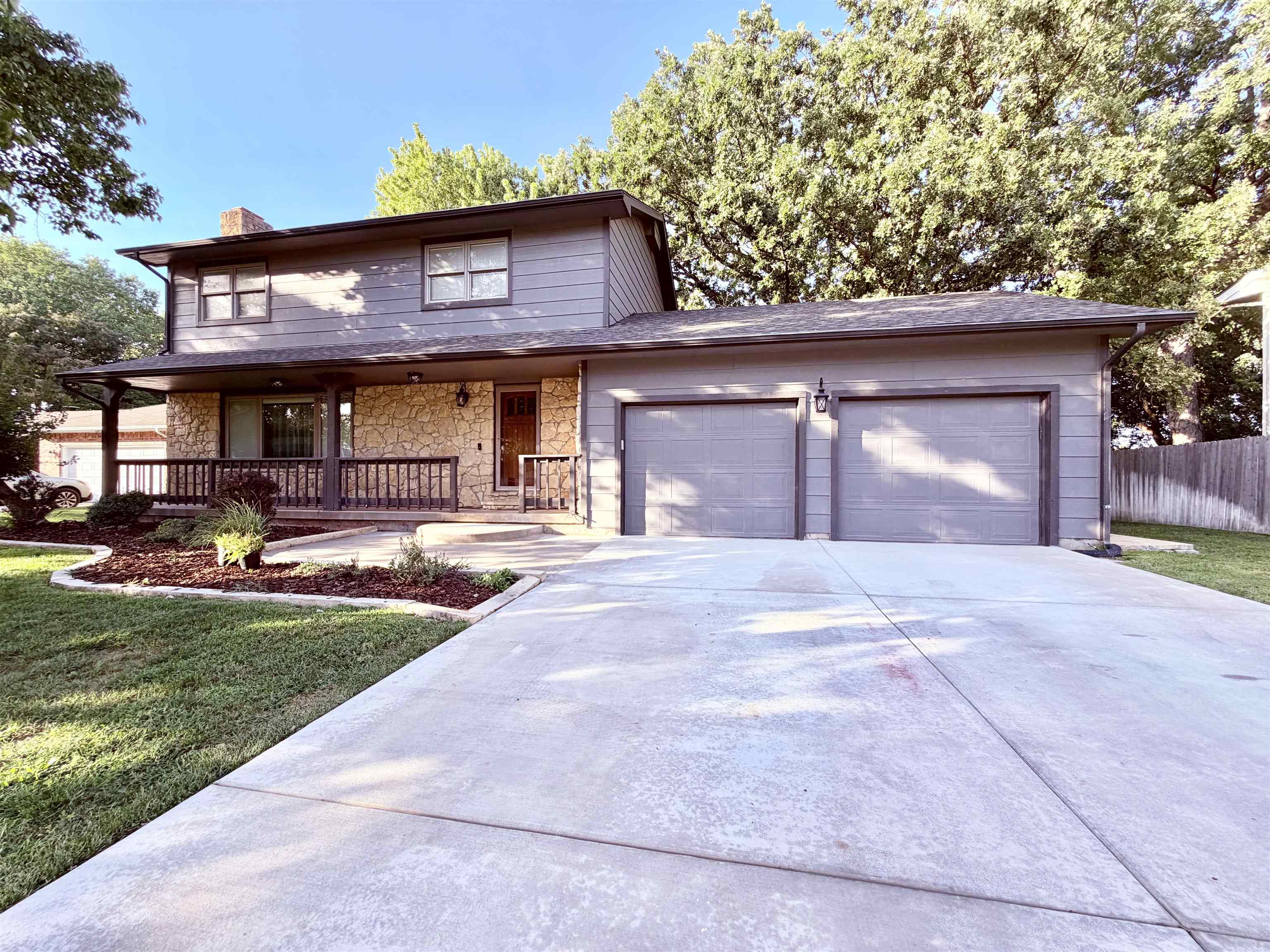 47 Angelina Dr, Augusta, KS 67010
