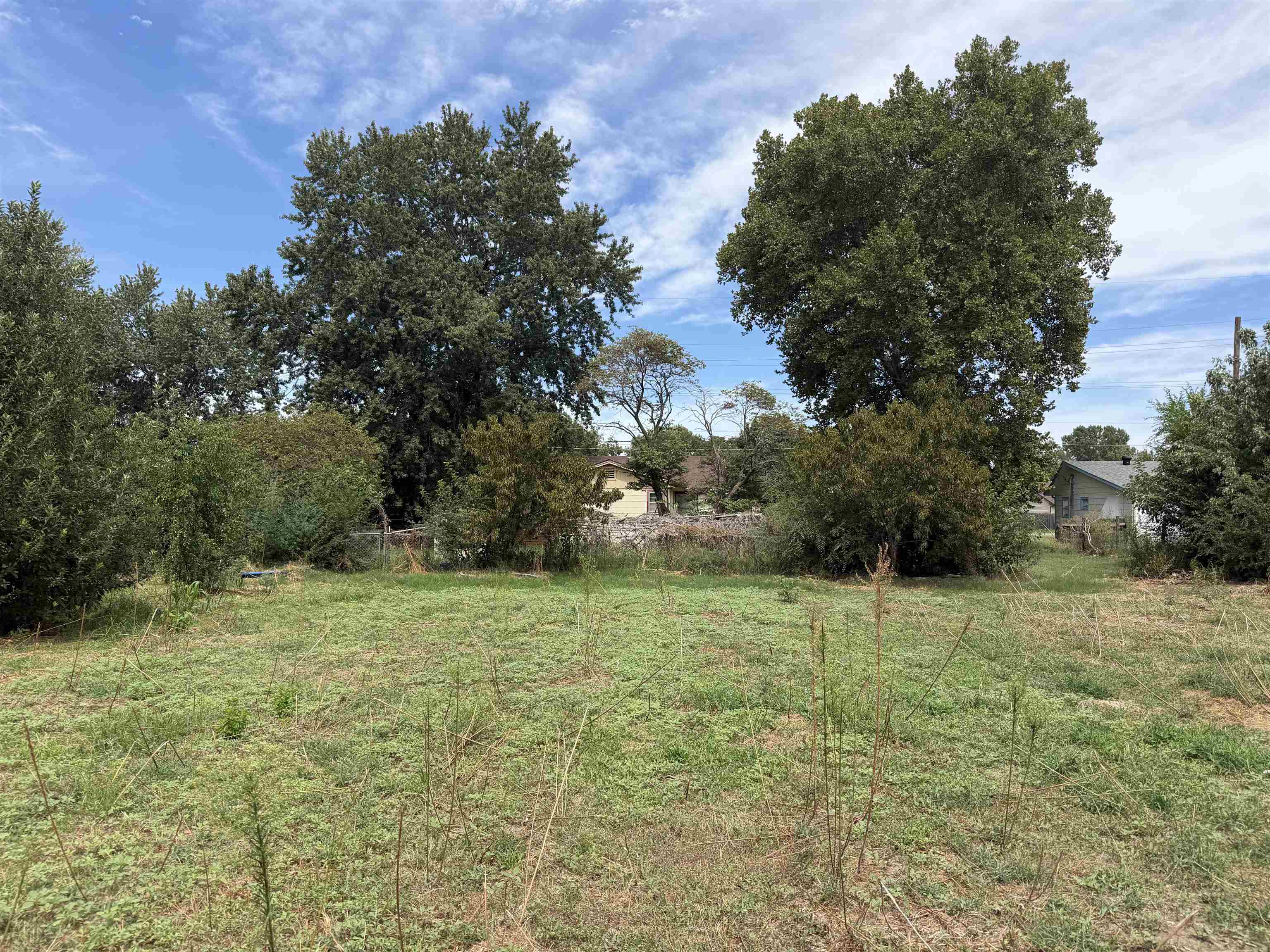 129 W 55th St S, Wichita, KS 67217