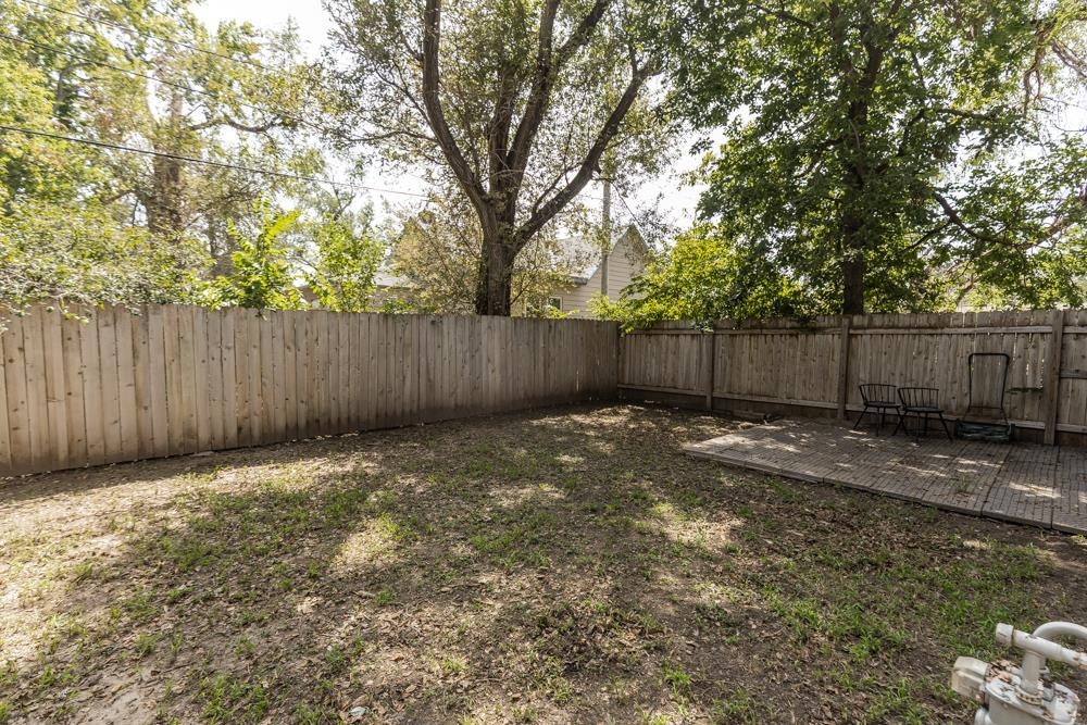 915 Maple Ave, Salina, KS 67401