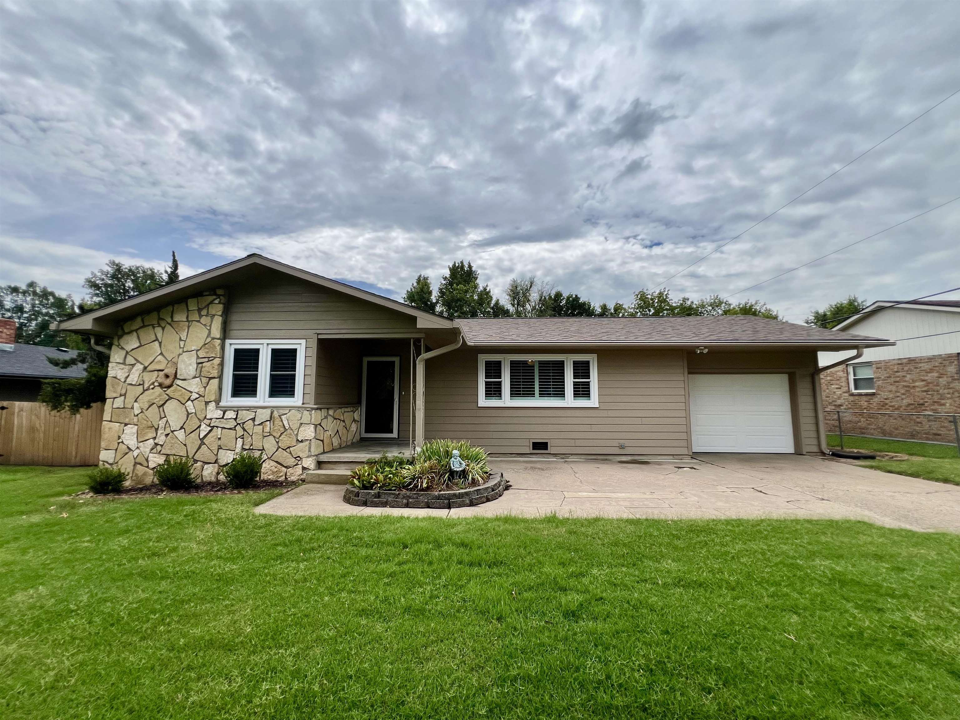 261 Greenway, Arkansas City, KS 67005