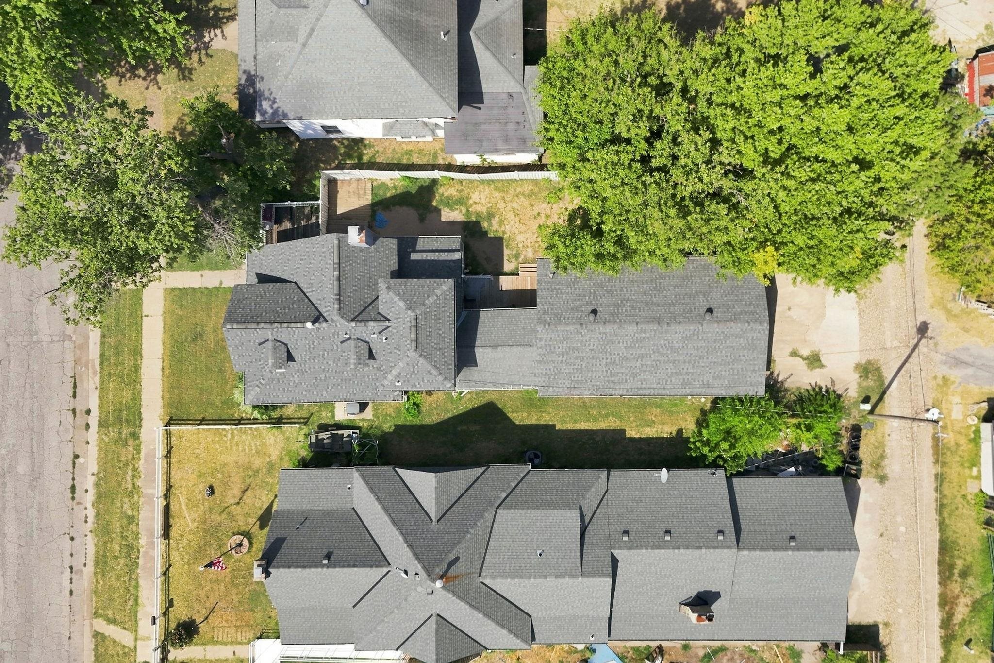 311 E 10th St, Wellington, KS 67152-4010