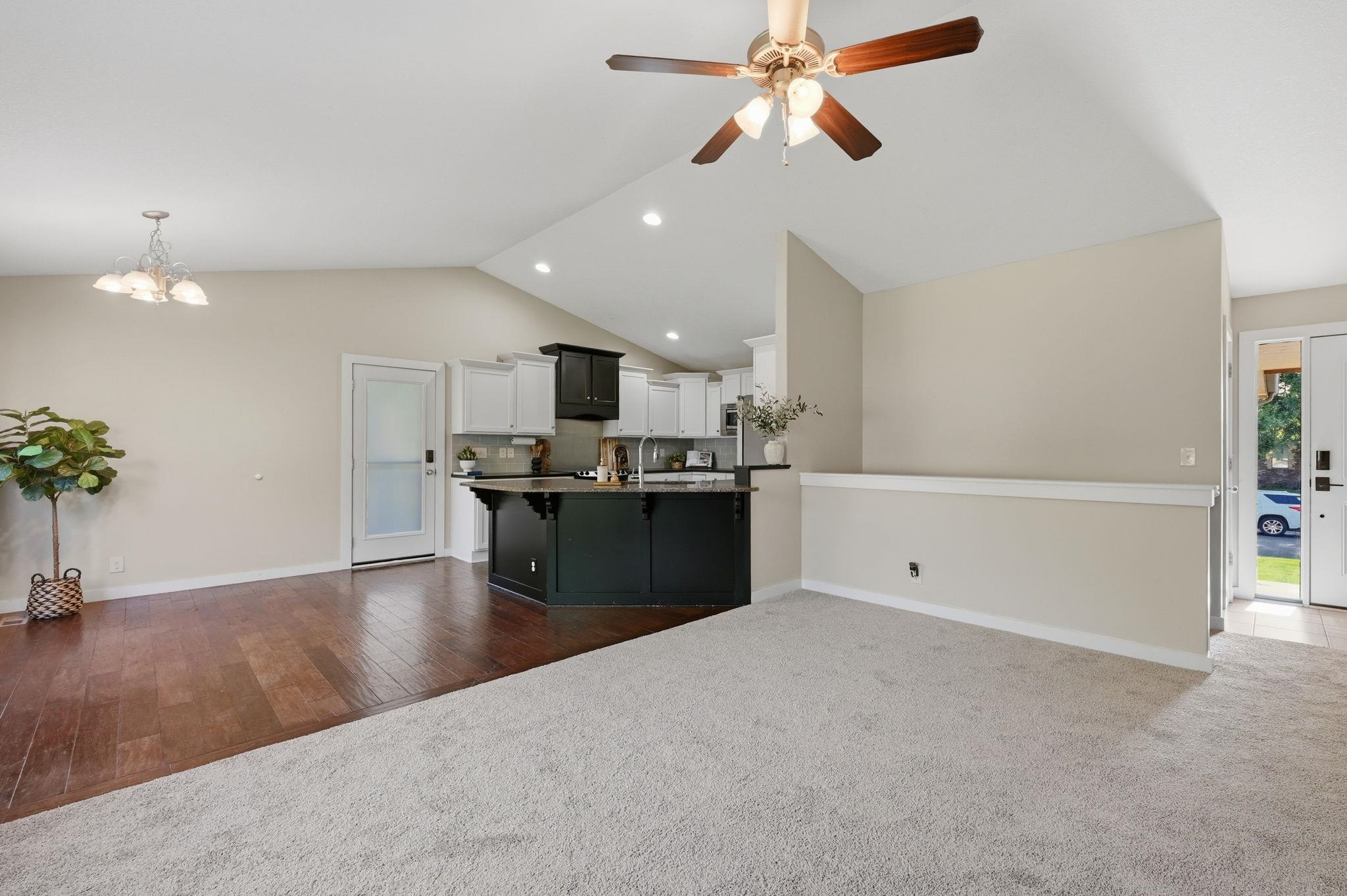 4119 N Parkdale Cir, Maize, KS 67101