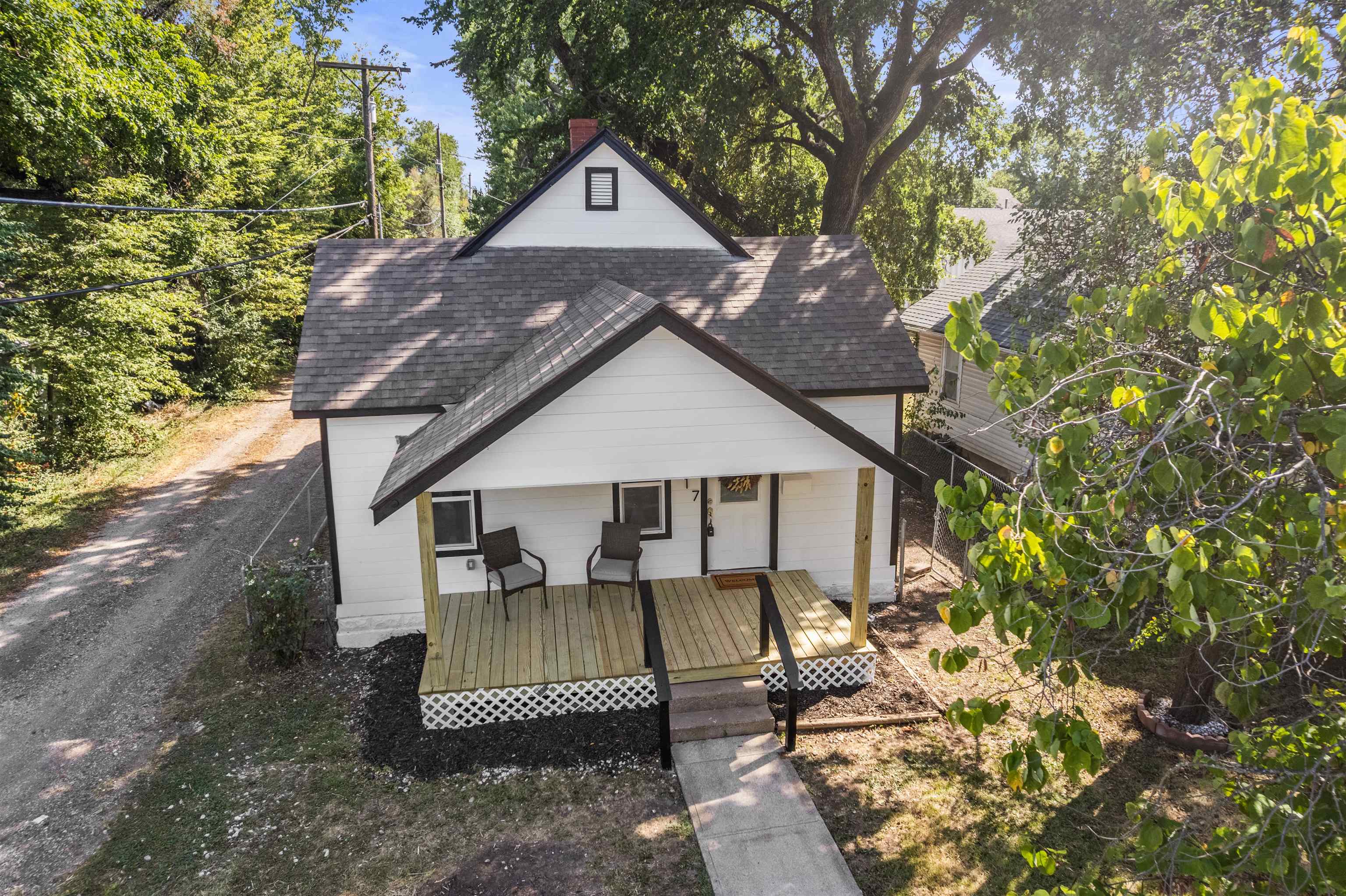 617 W Olive St, El Dorado, KS 67042
