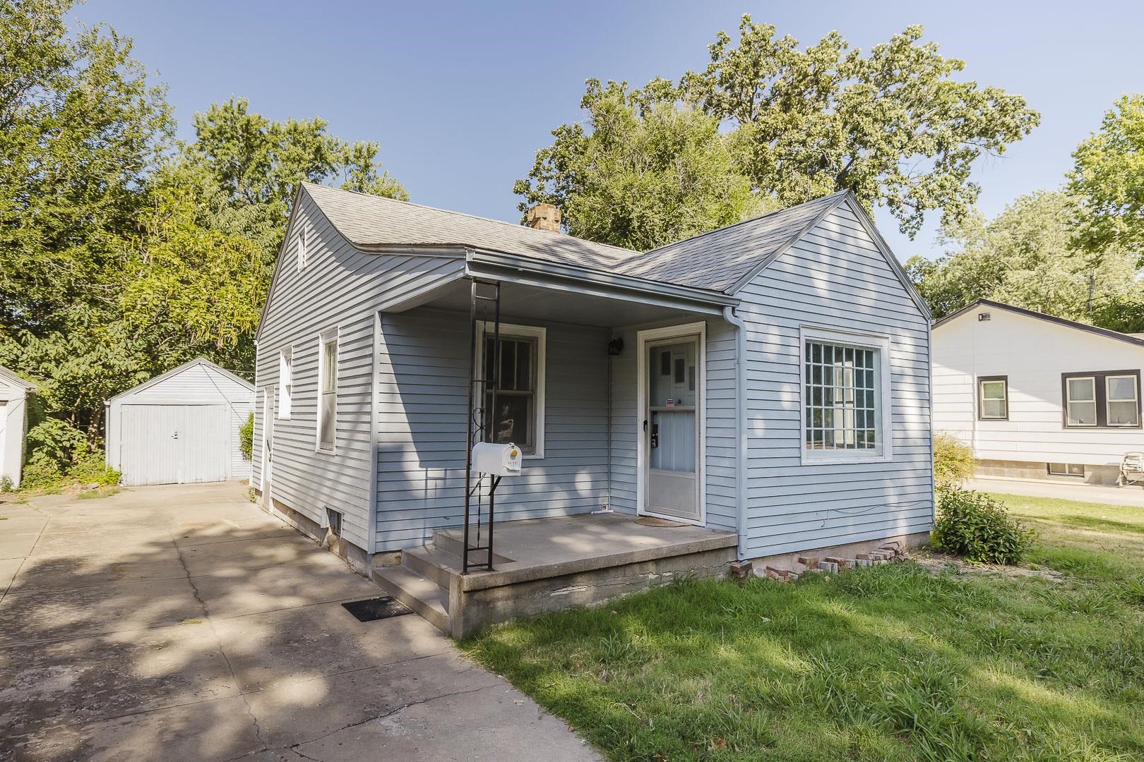 1527 N Woodland, Wichita, KS 67203