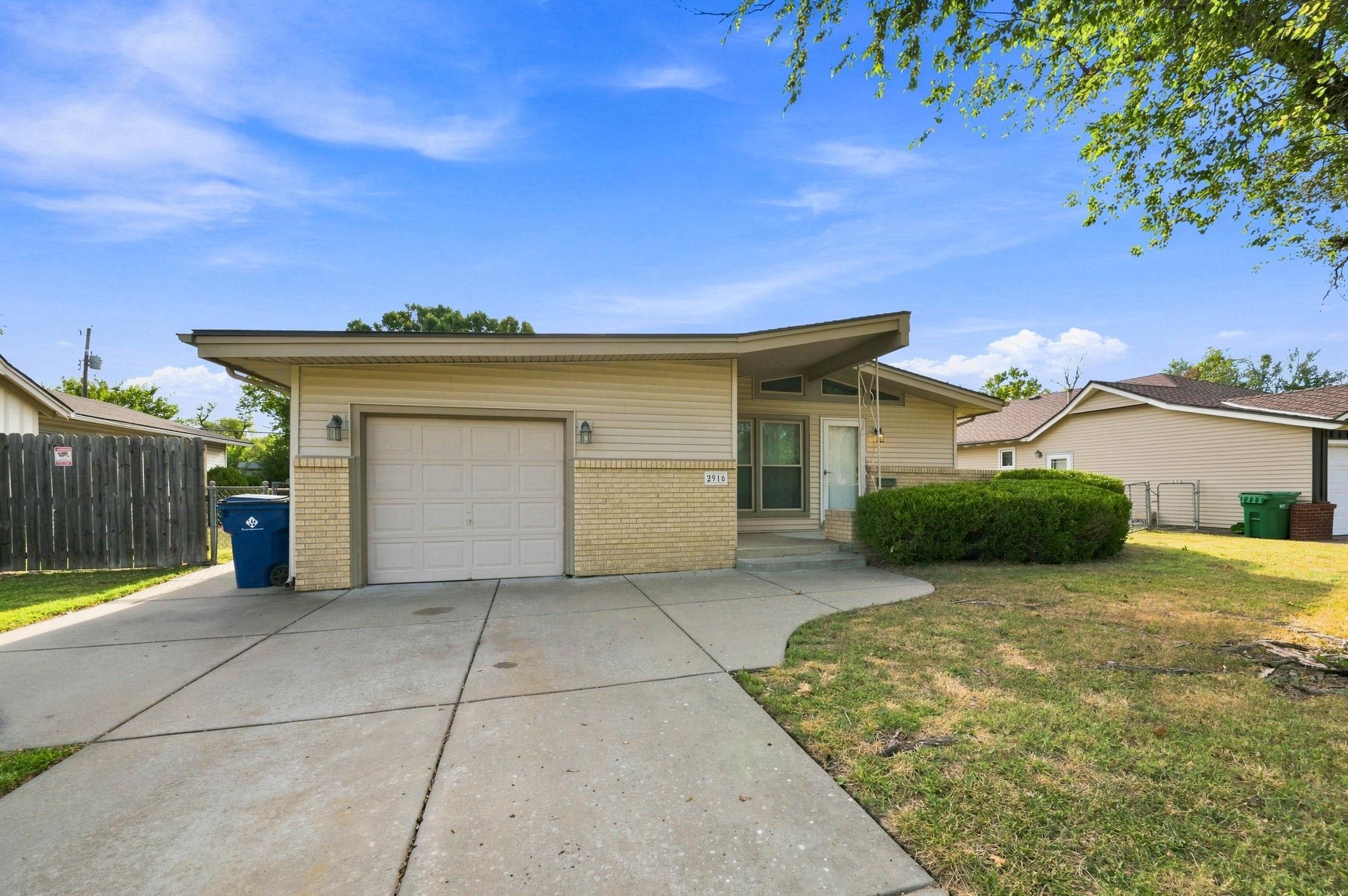 2916 S Everett Ave, Wichita, KS 67217