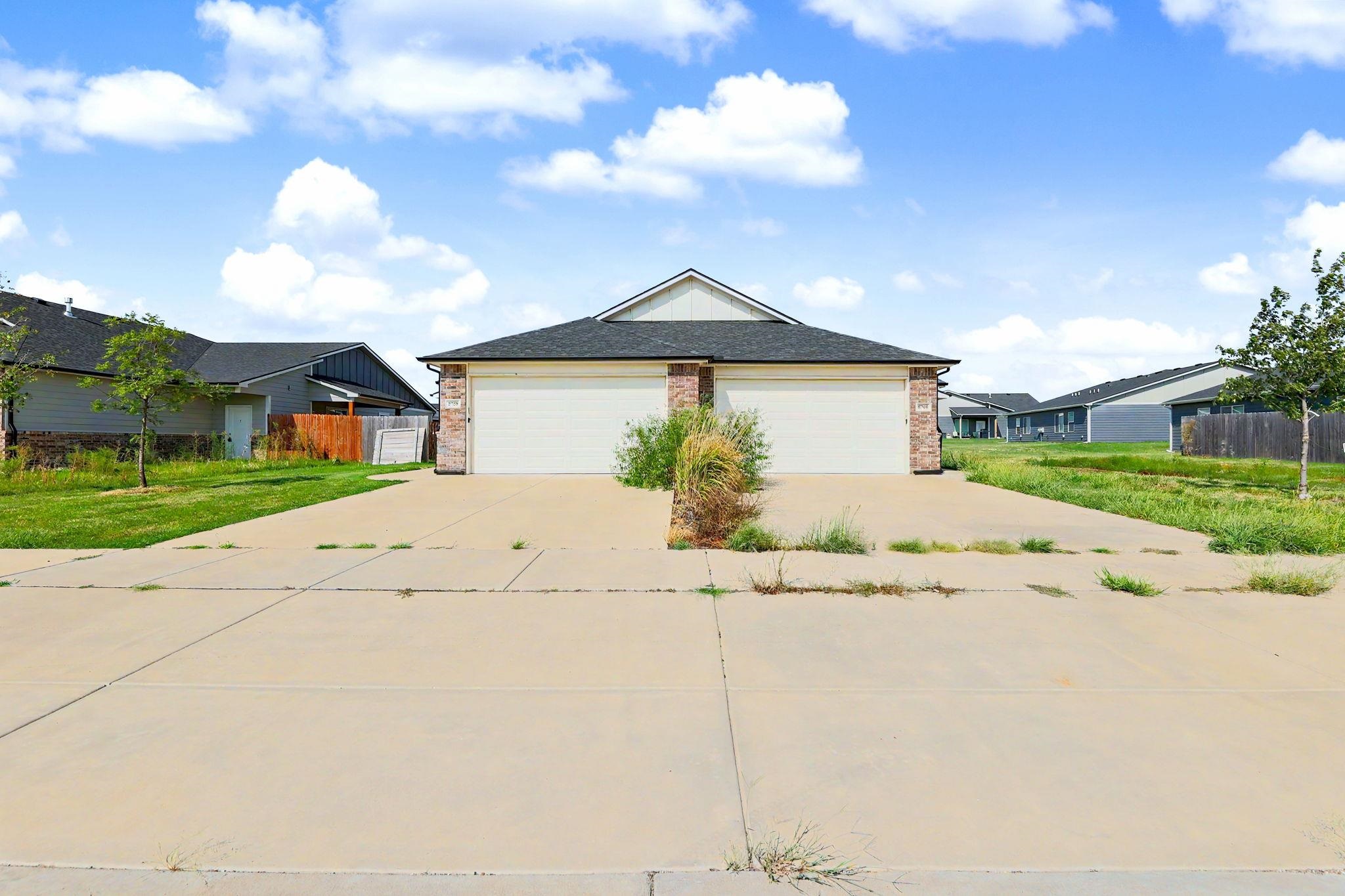 5758 E Bristol St, Wichita, KS 67220