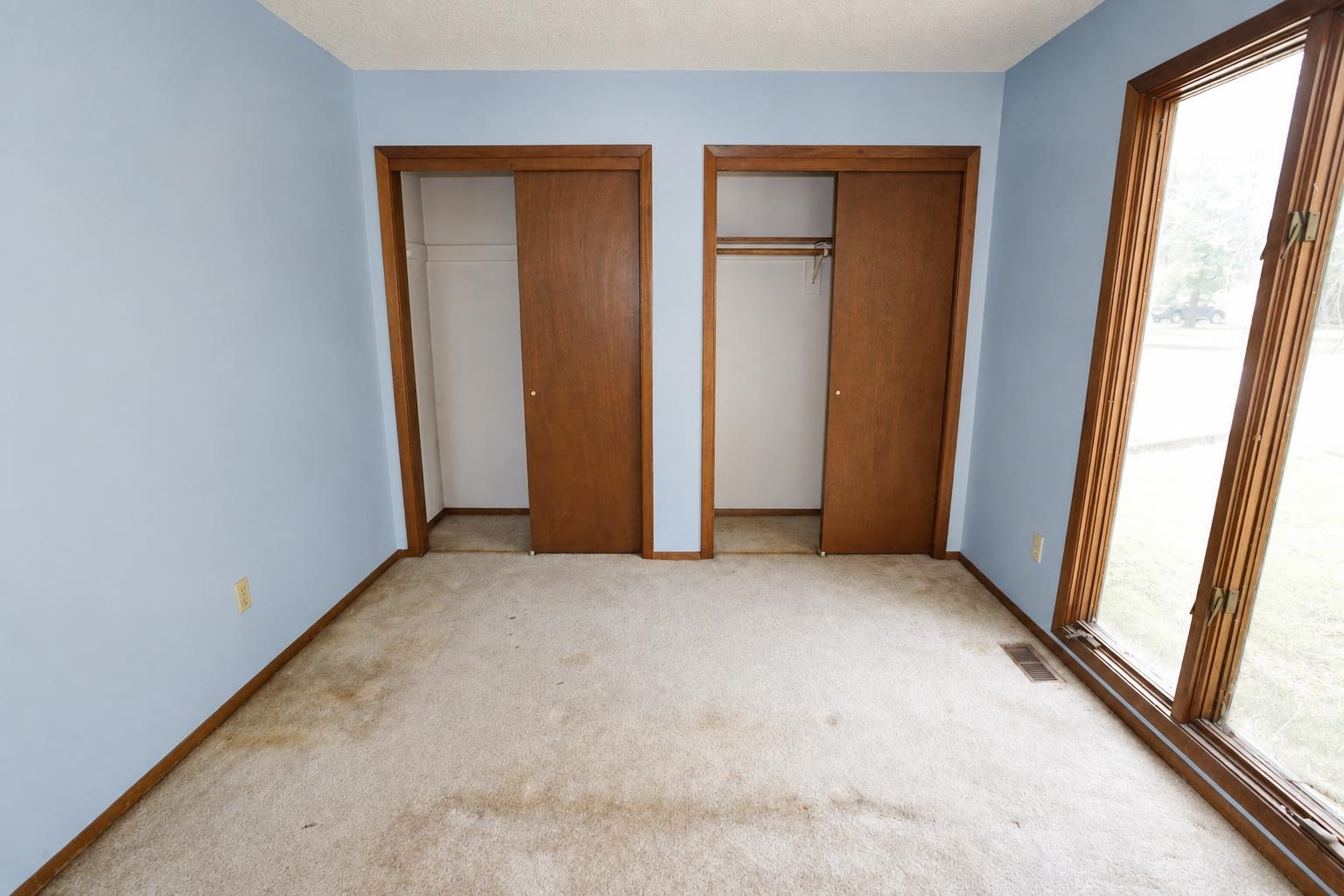 512 SW 11th, Newton, KS 67114