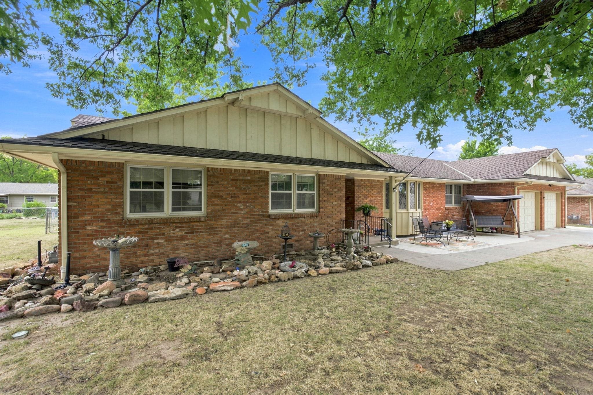 8219 E Limerick, Wichita, KS 67206