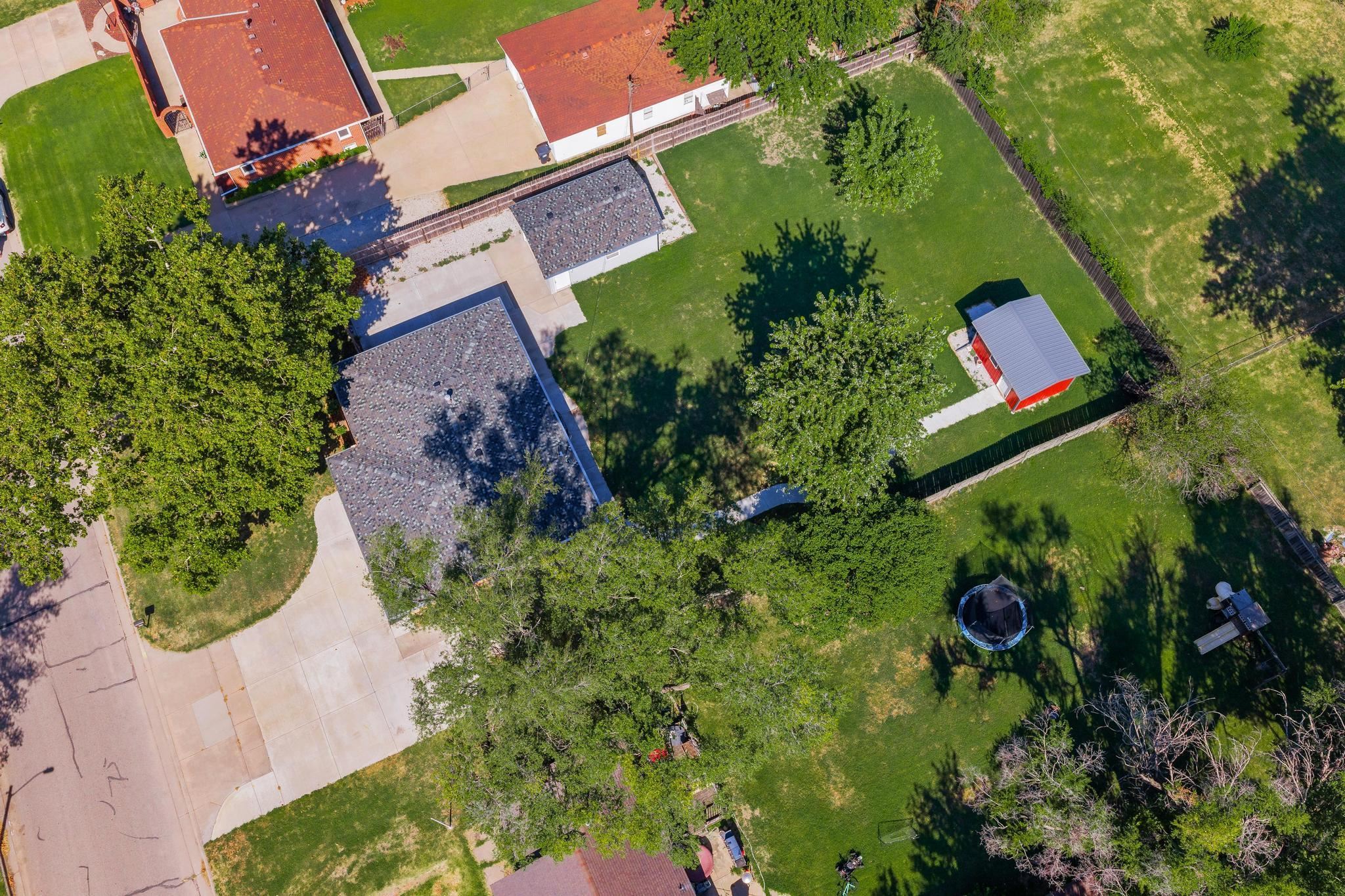 920 W 52nd, Wichita, KS 67217