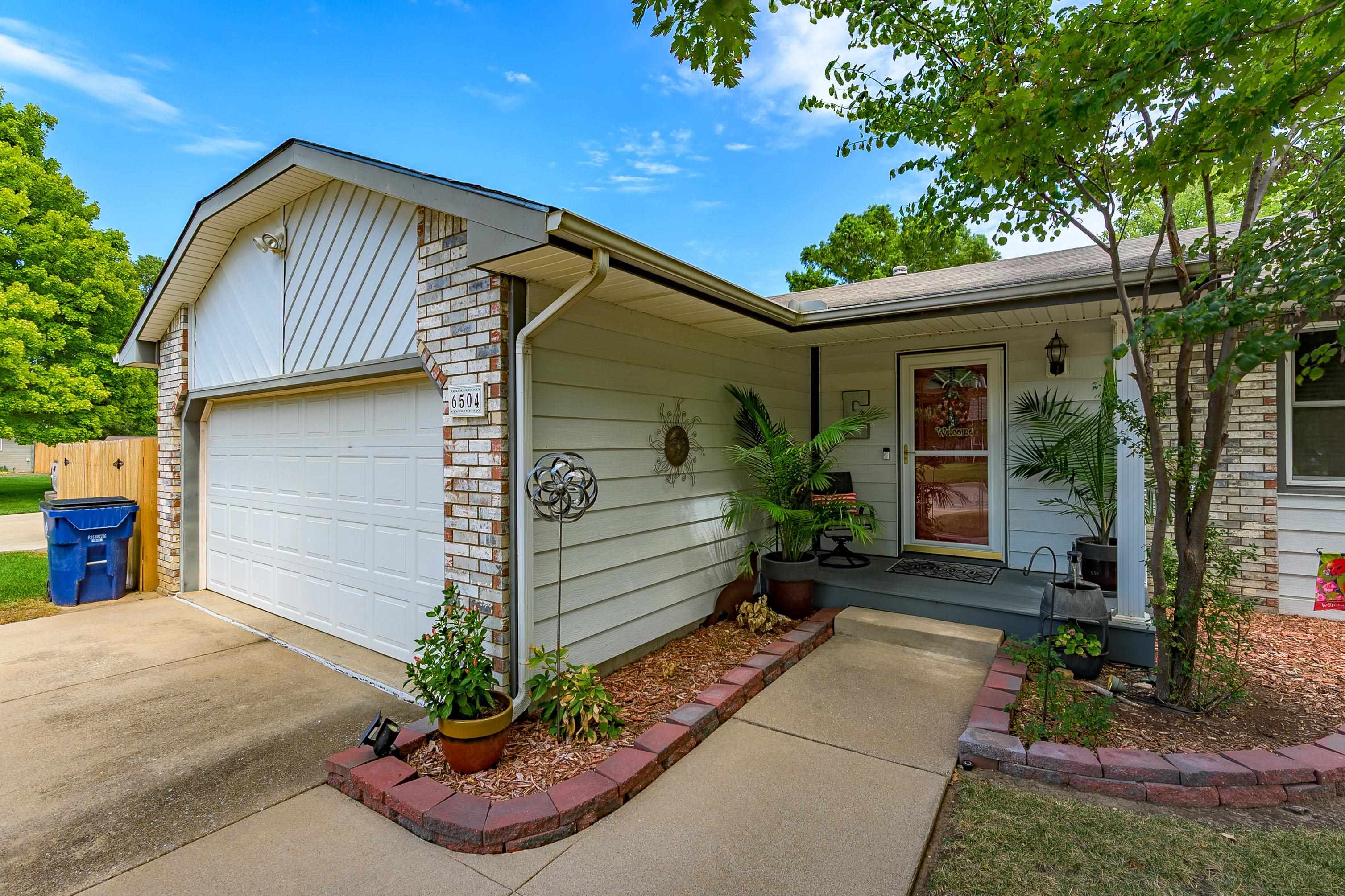 6504 W Renee Ct, Wichita, KS 67212-6336