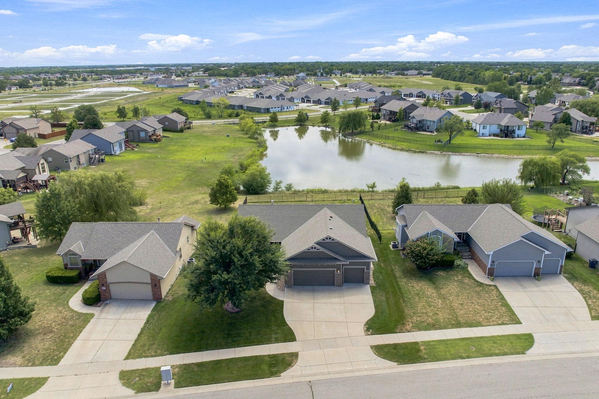 2423 N Fieldstone, Andover, KS 67002