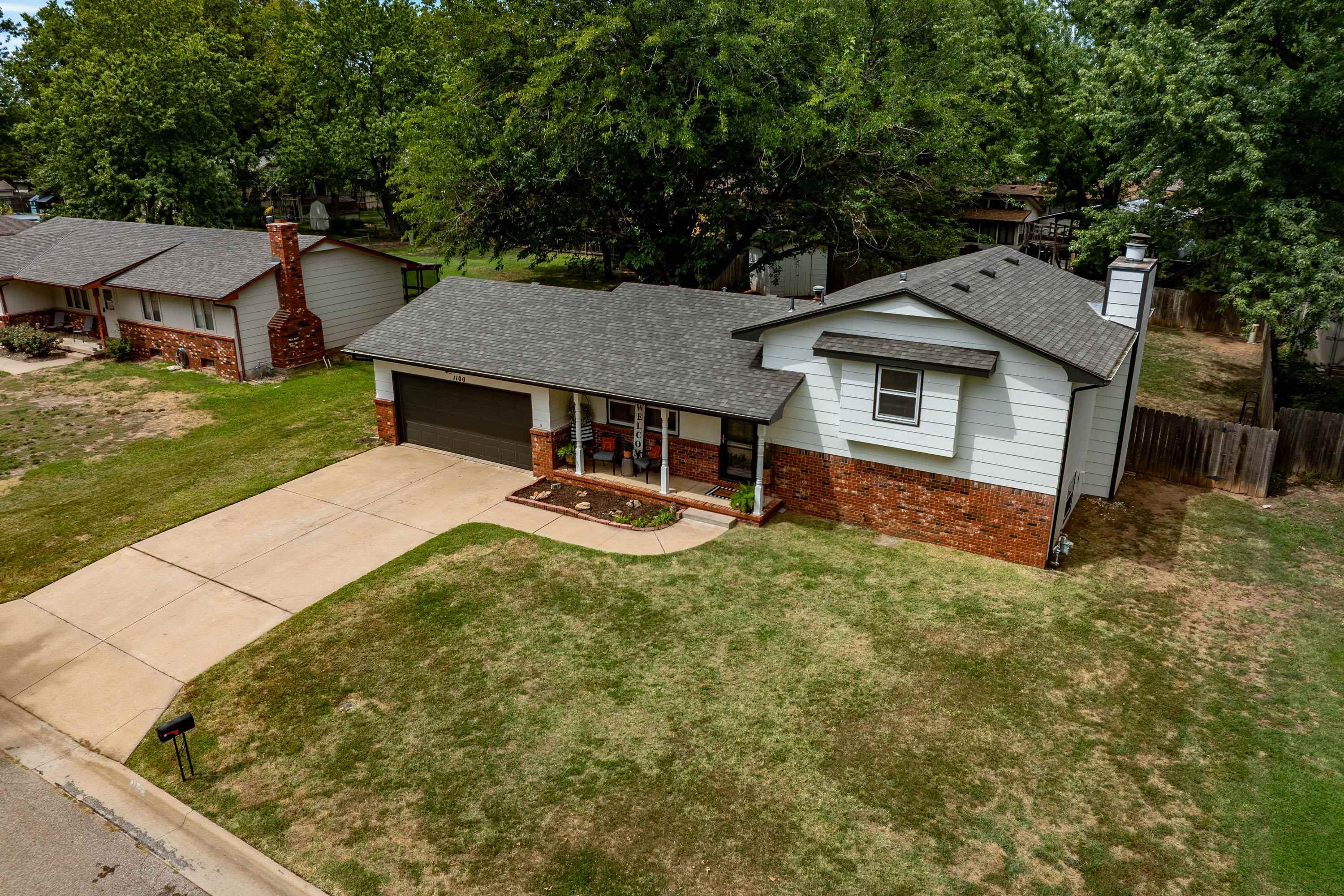 1100 E Market St, Derby, KS 67037