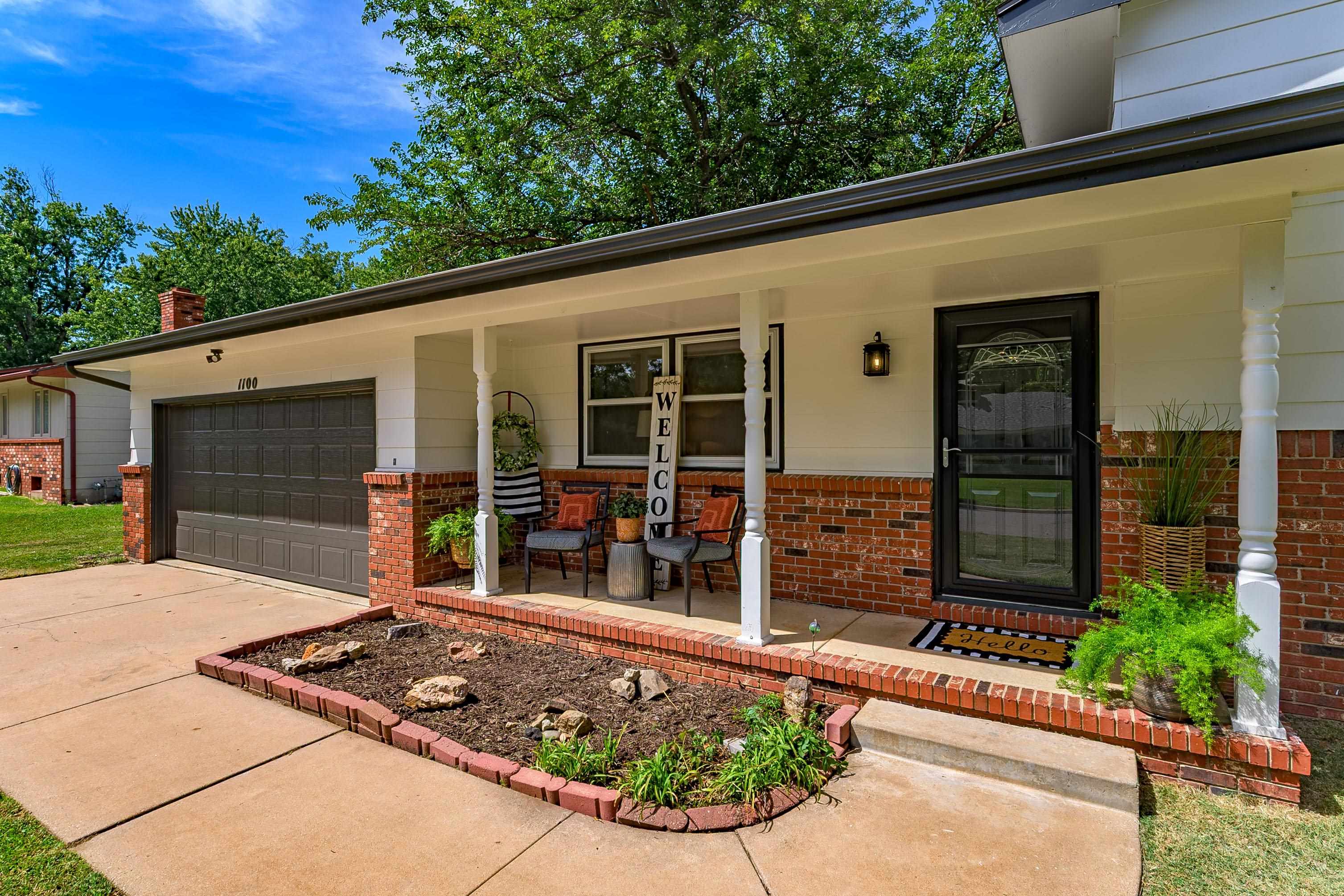 1100 E Market St, Derby, KS 67037