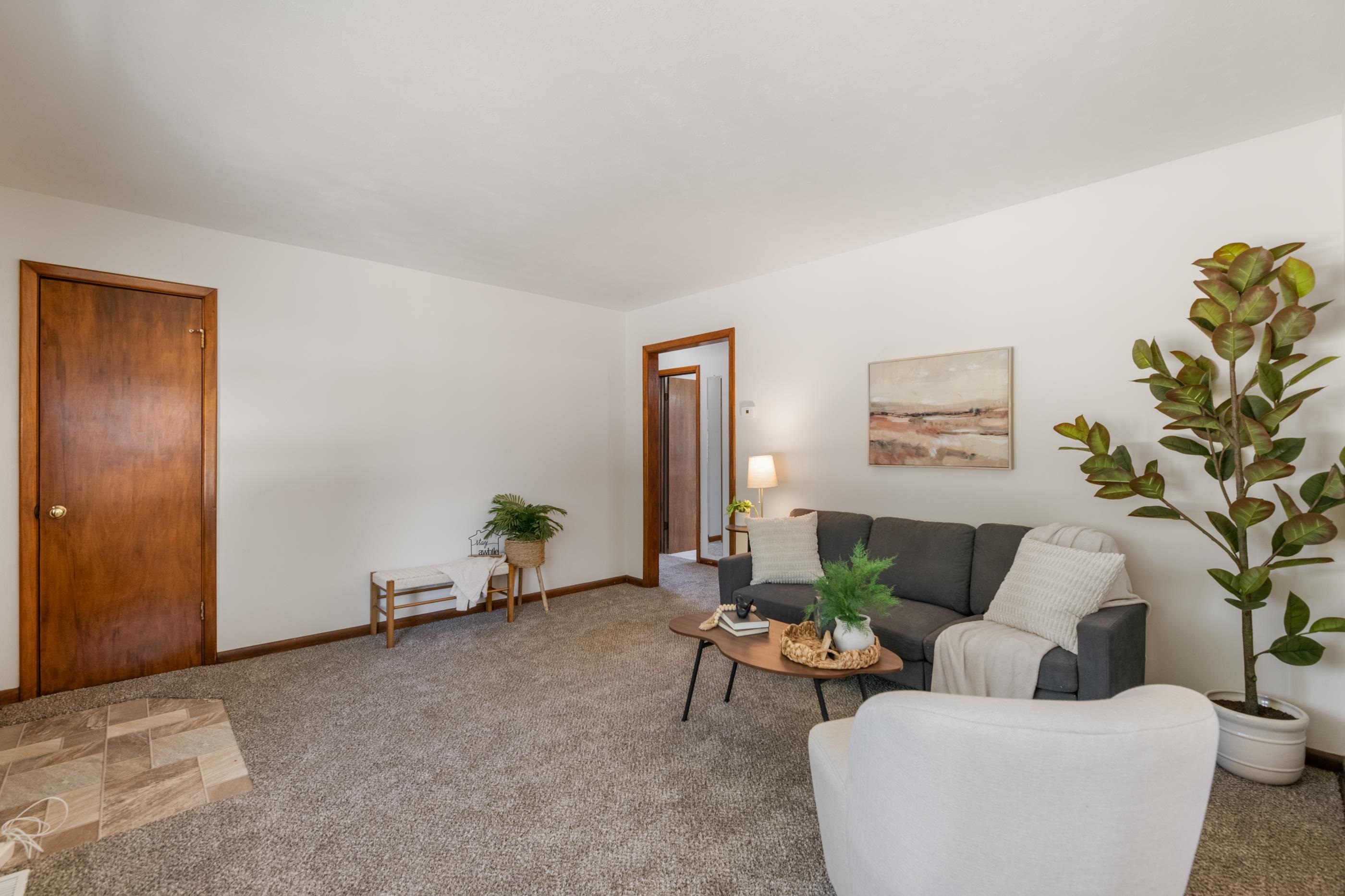 1011 W Lockwood St, Wichita, KS 67217