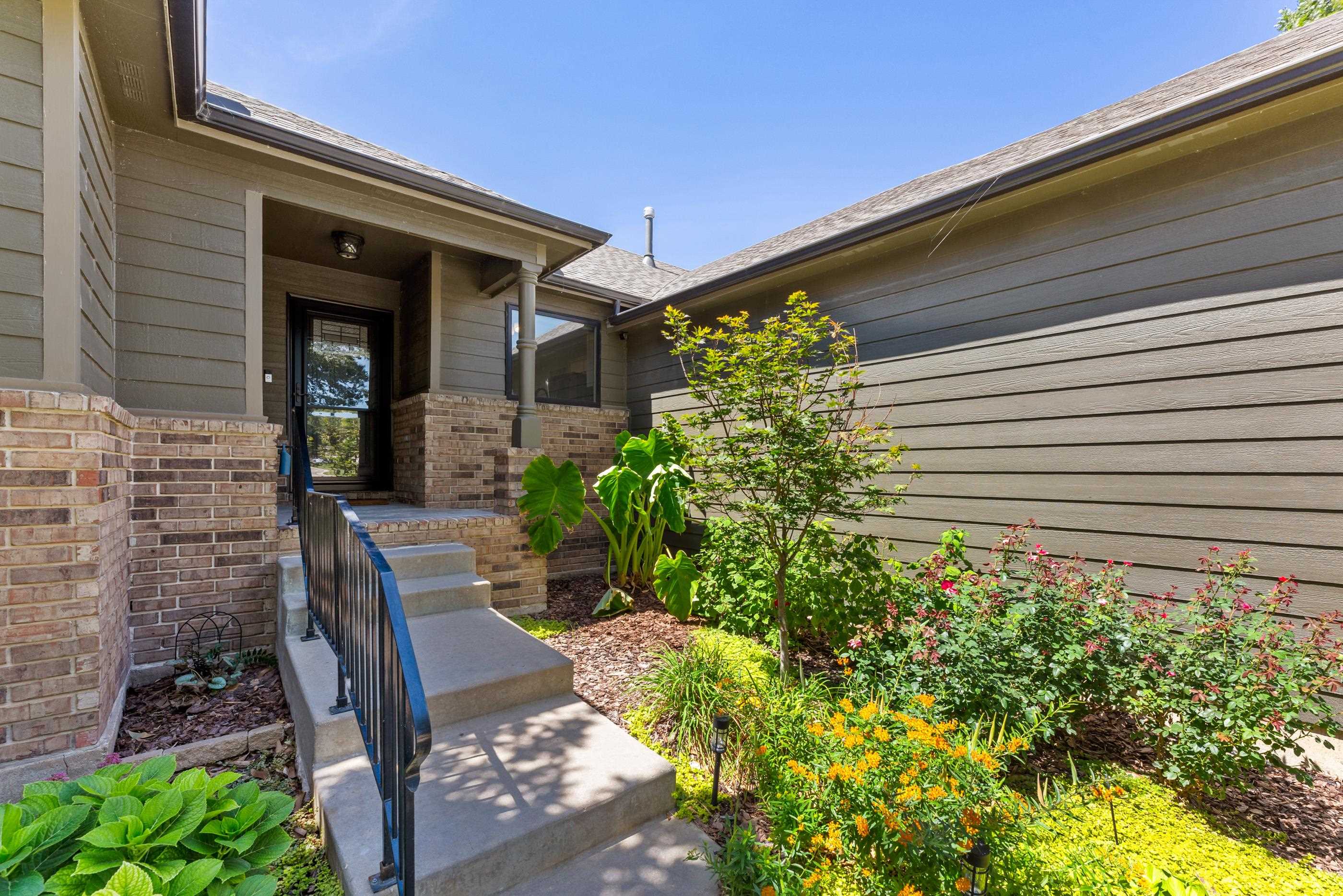 409 N Jaax St, Wichita, KS 67235