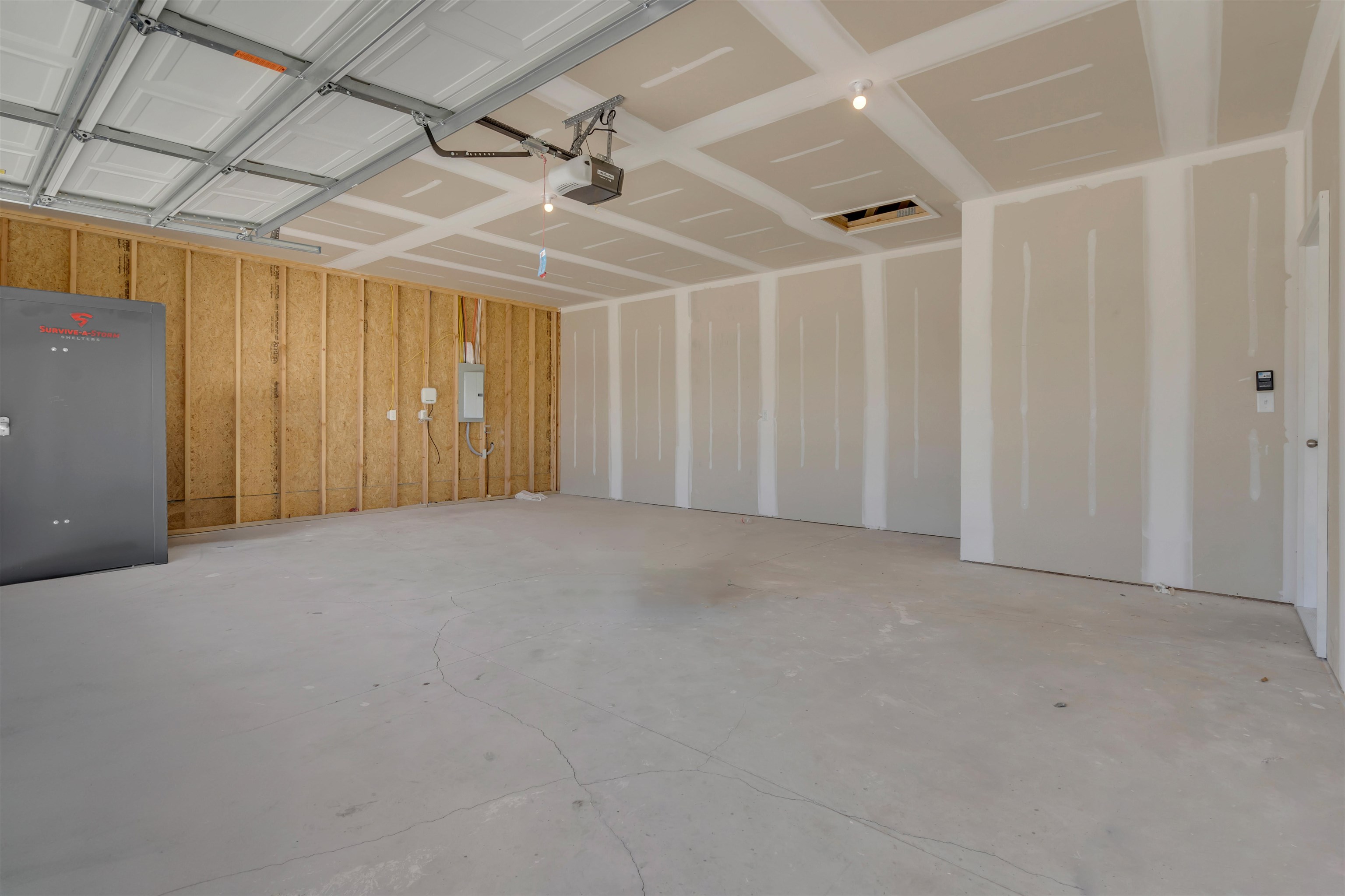 9314 E Hurst St, Wichita, KS 67210
