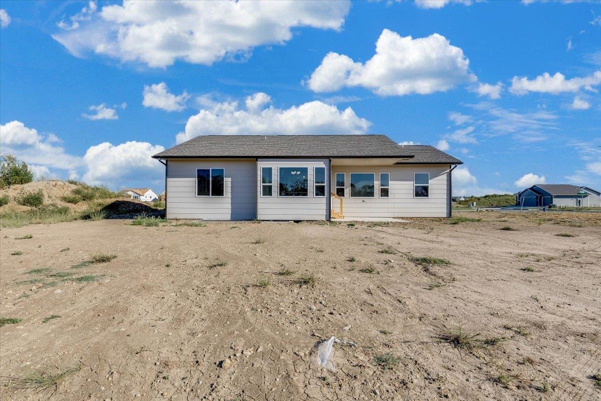 2224 E Arrowhead St, Andover, KS 67002