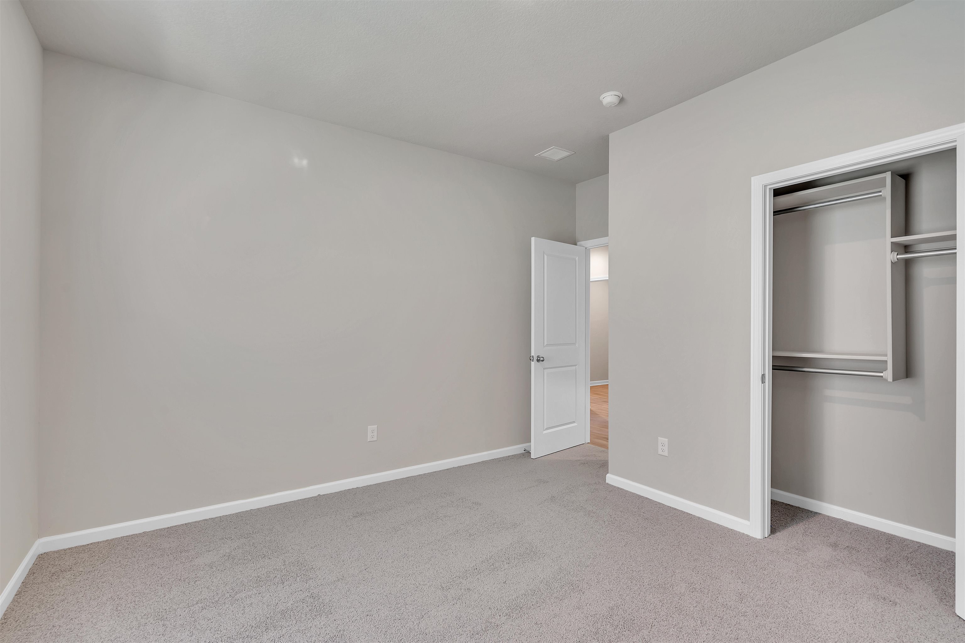 9404 E Hurst St, Wichita, KS 67210