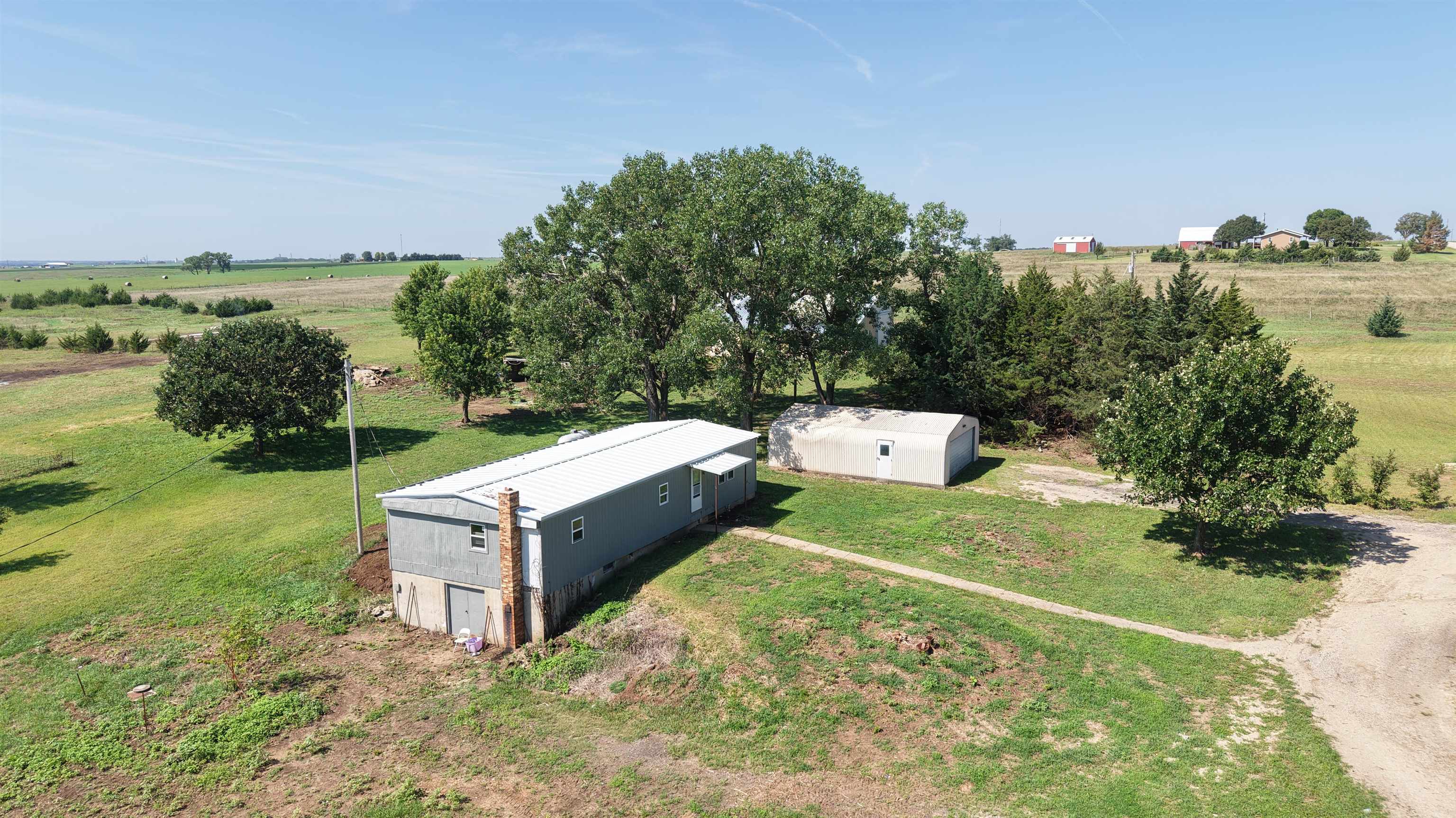 1244 2600 Ave, Abilene, KS 67410