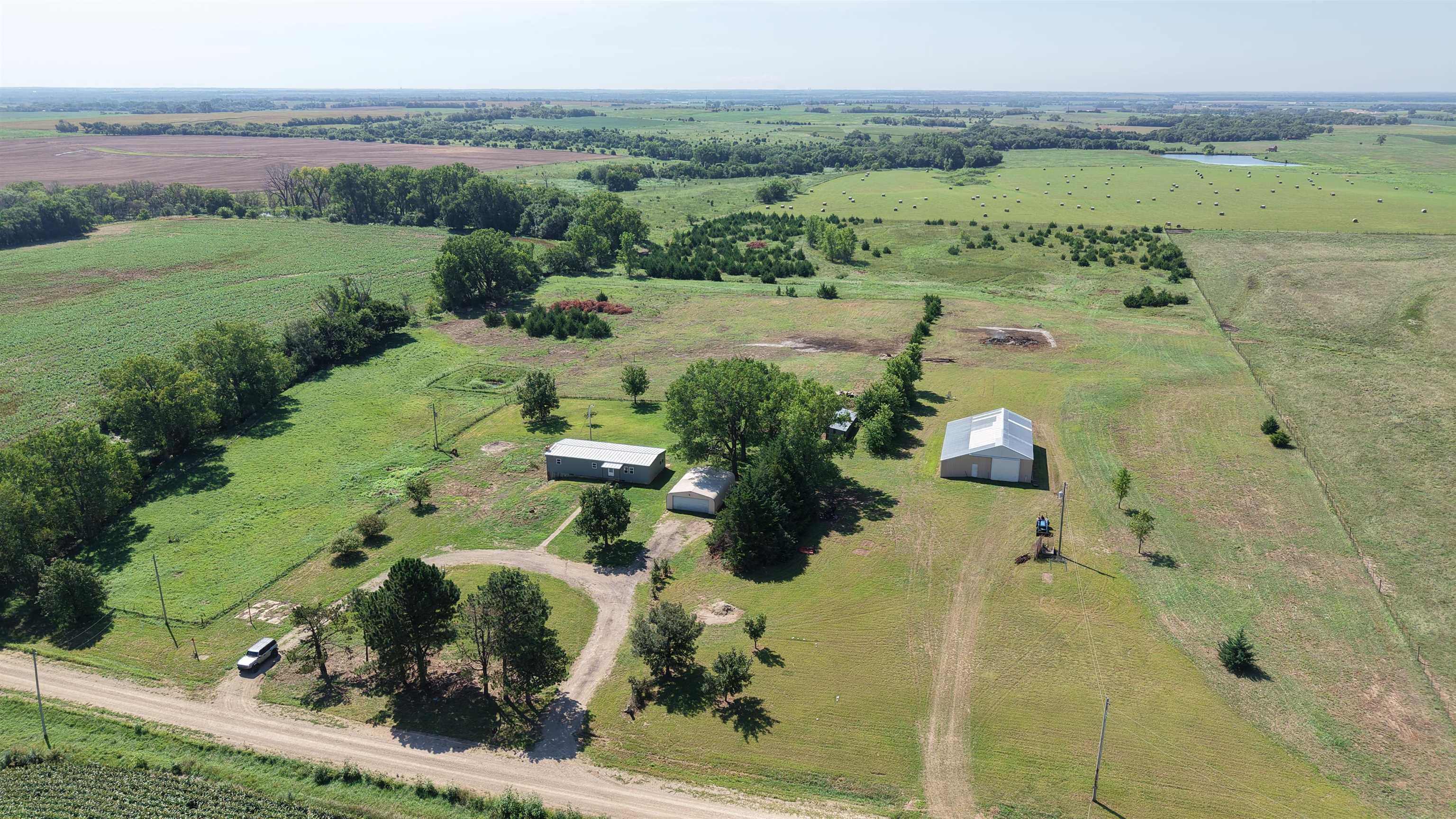 1244 2600 Ave, Abilene, KS 67410