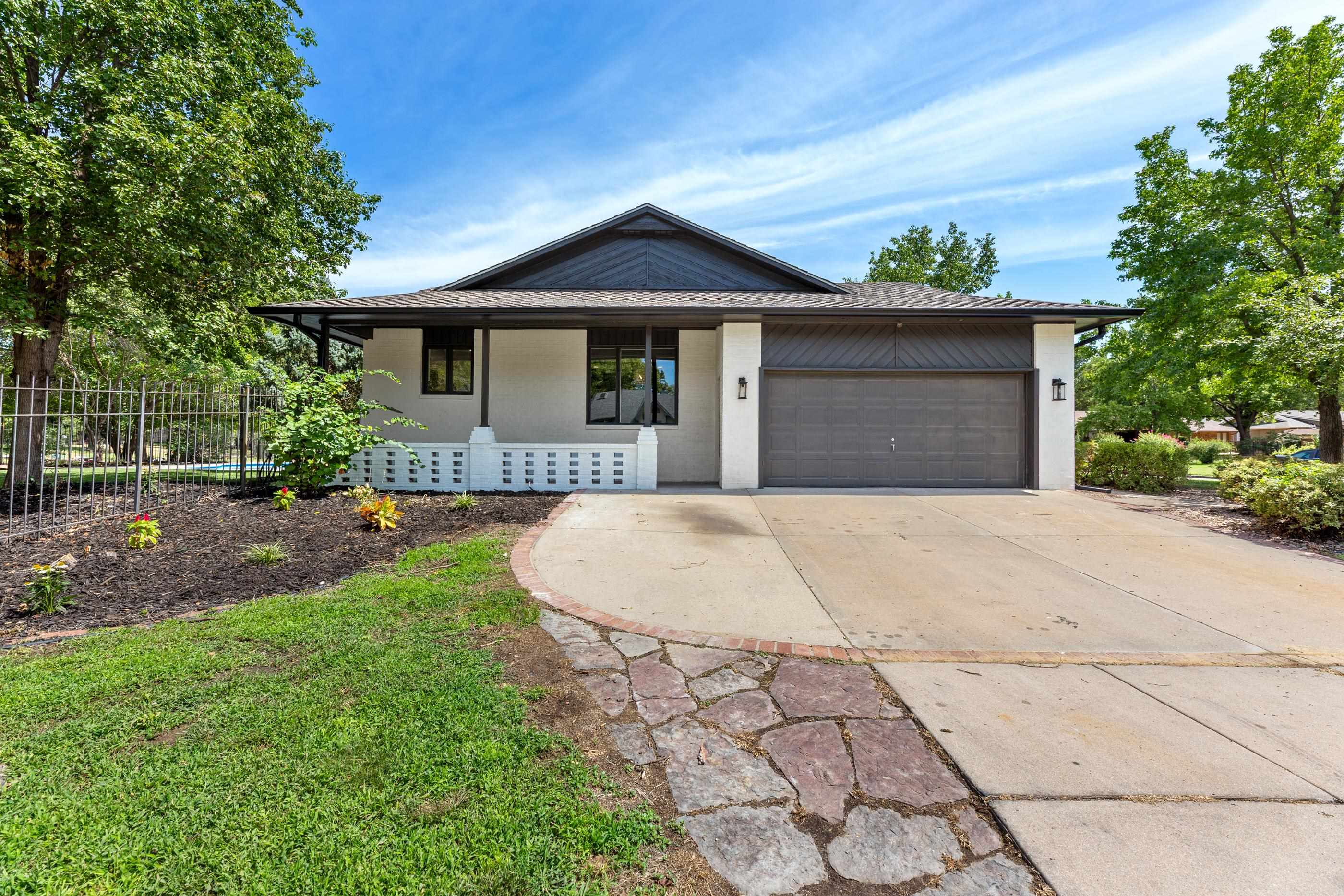 11522 W Texas St, Wichita, KS 67209