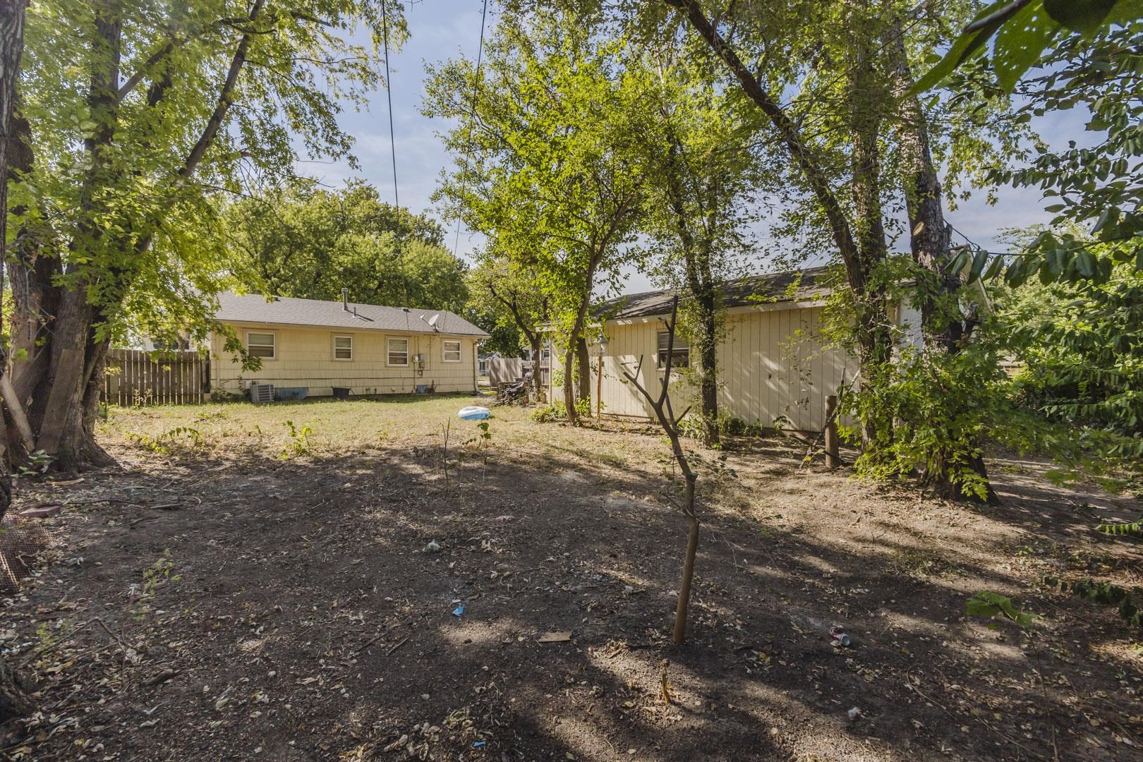 2616 S Oak, Wichita, KS 67217