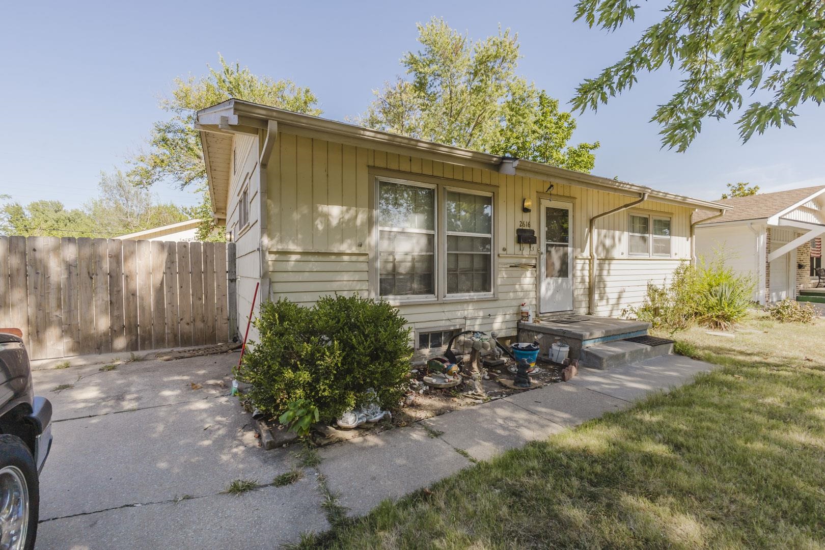 2616 S Oak, Wichita, KS 67217