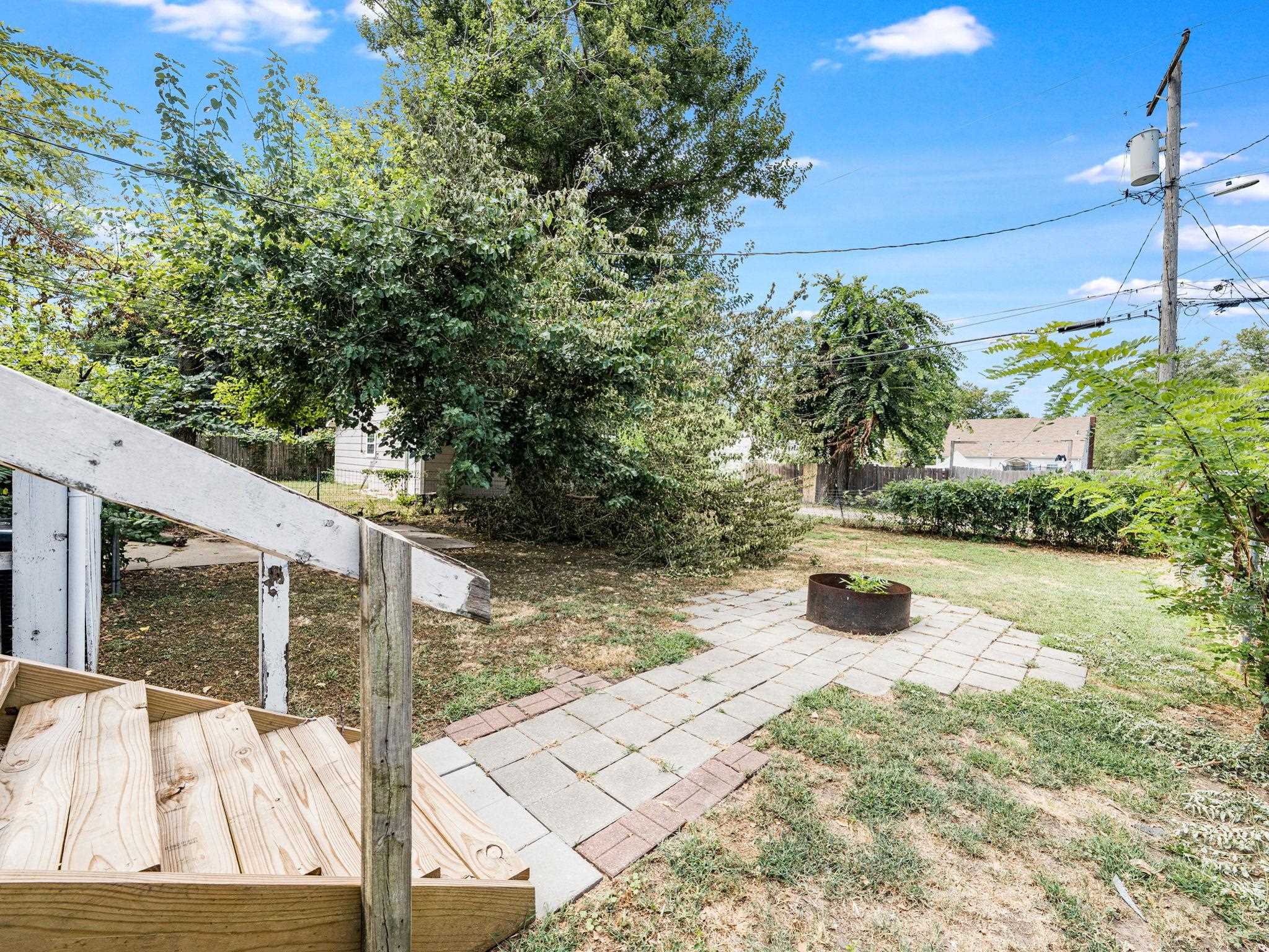 1409 S Water St, Wichita, KS 67213