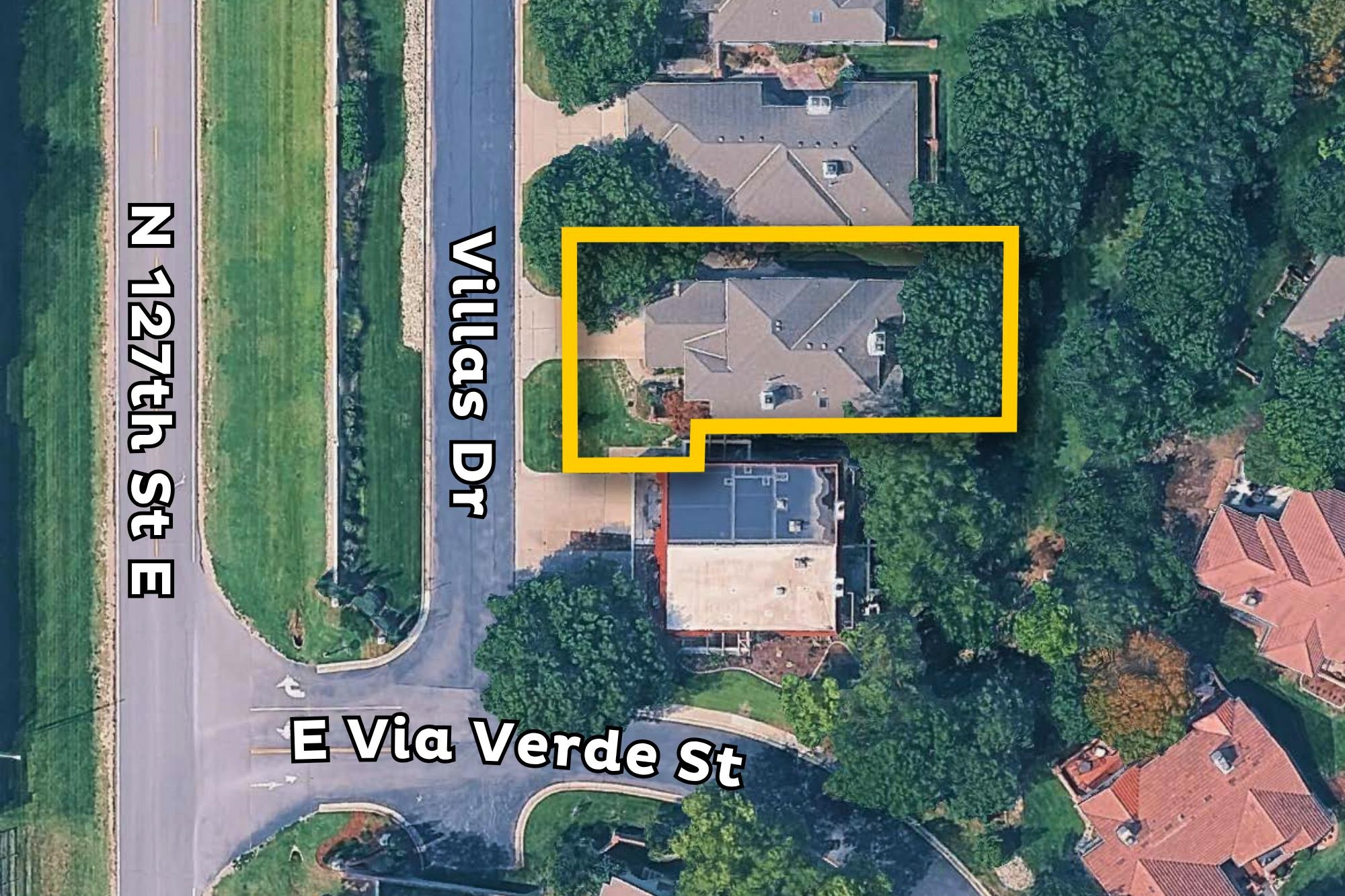 3 N Villas, Wichita, KS 67230