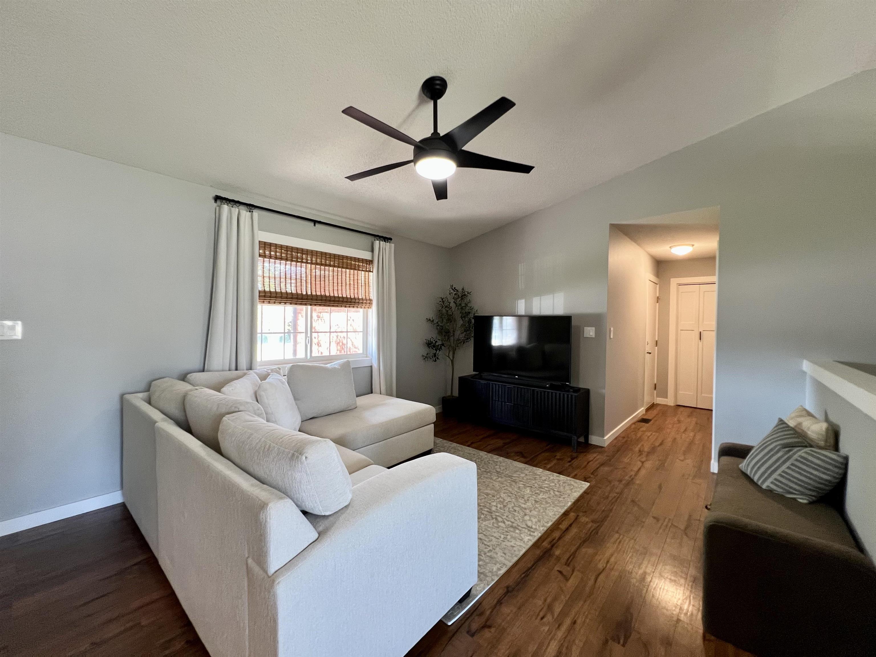 1100 Forrest Glenn, Arkansas City, KS 67005