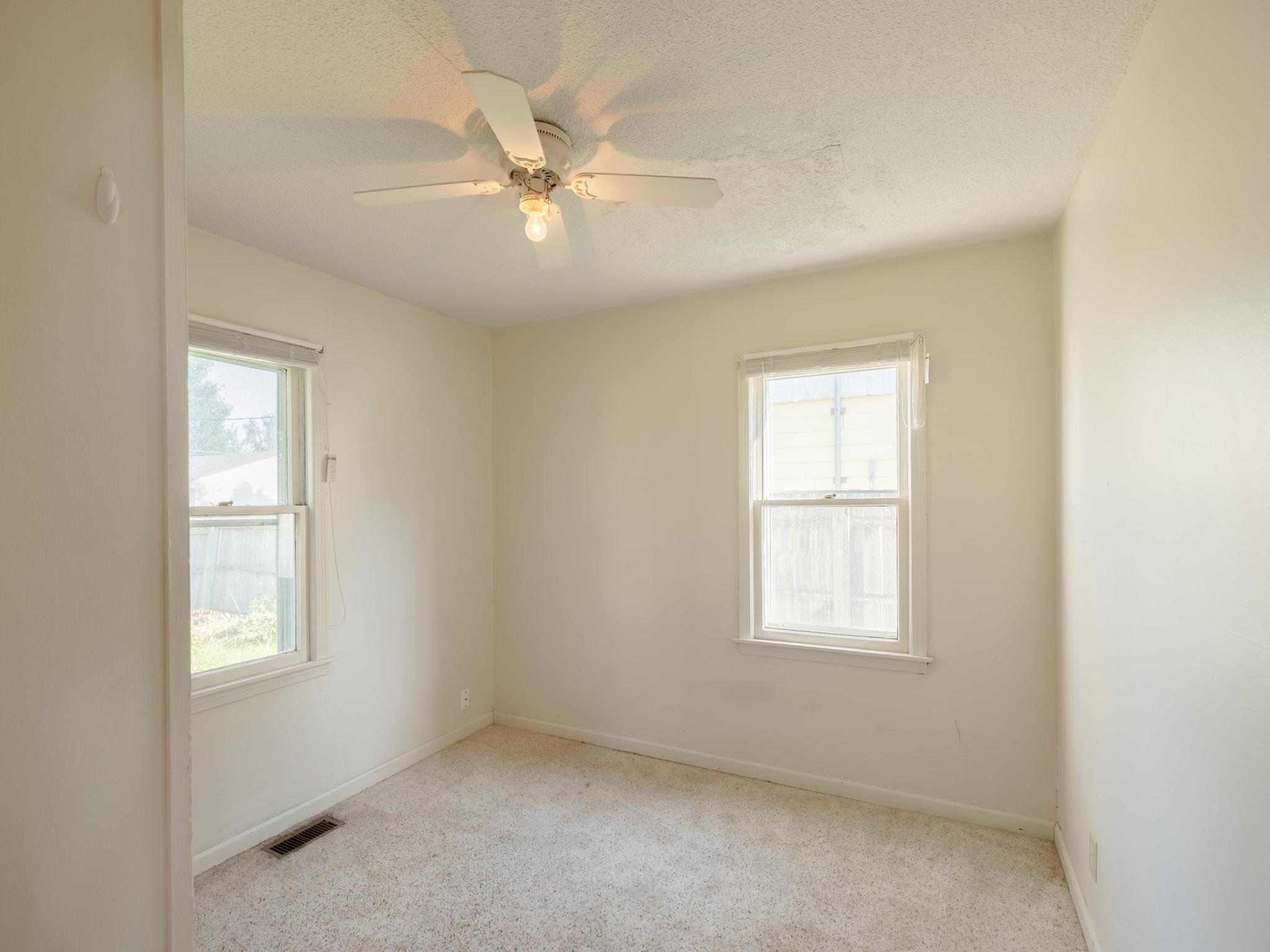 411 S Connecticut Ave, Salina, KS 67401