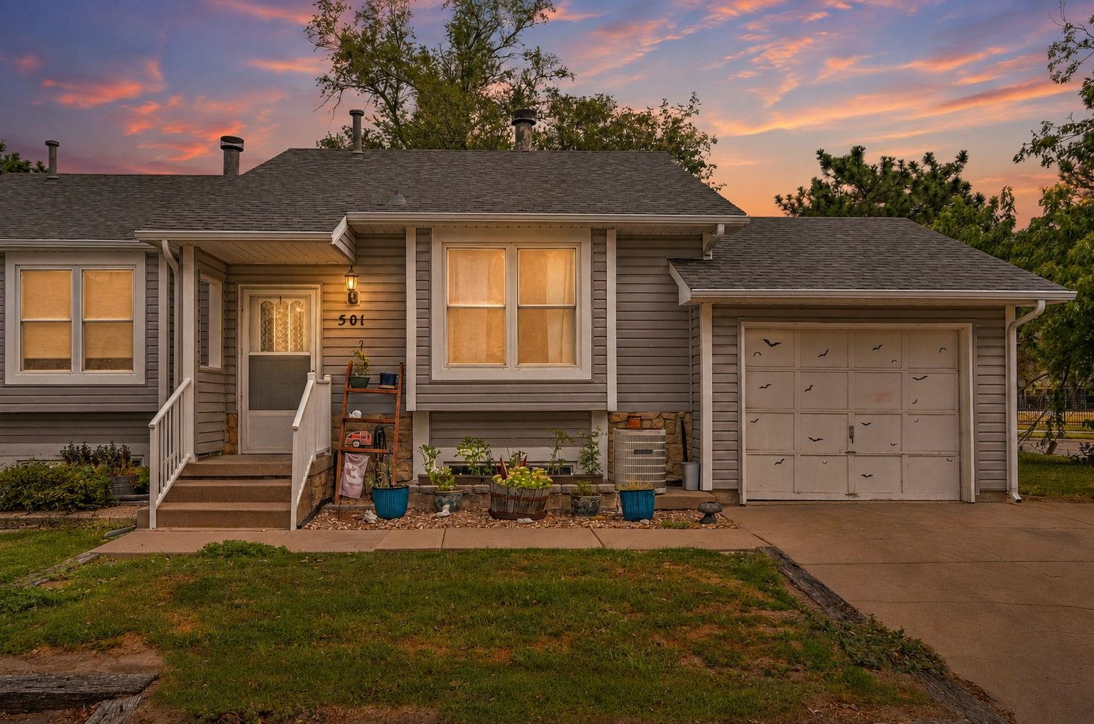 4115 W Zoo Blvd #501, Wichita, KS 67212