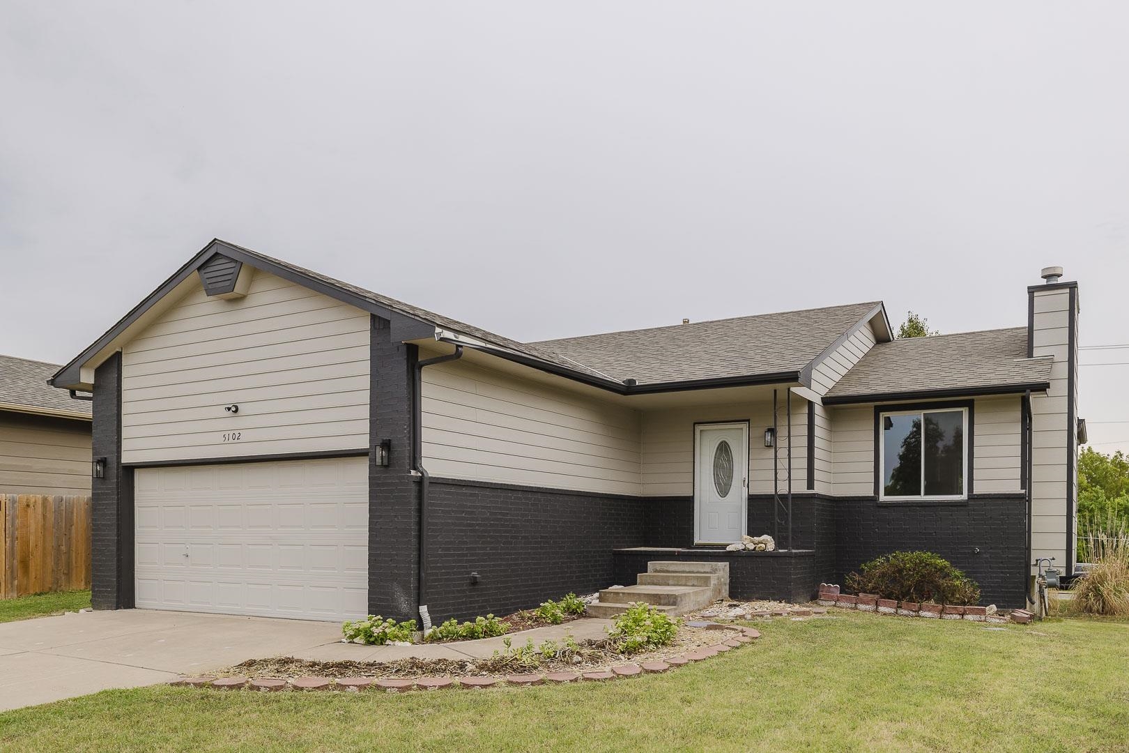 5102 N Blackhawk St, Wichita, KS 67219