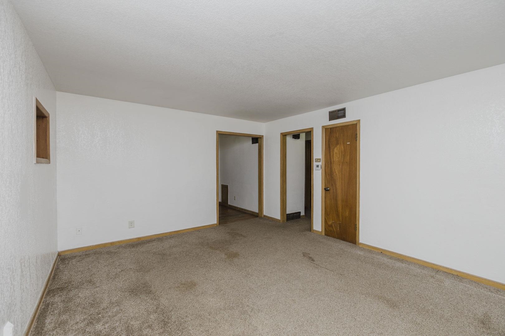 514 S Mission, Wichita, KS 67207