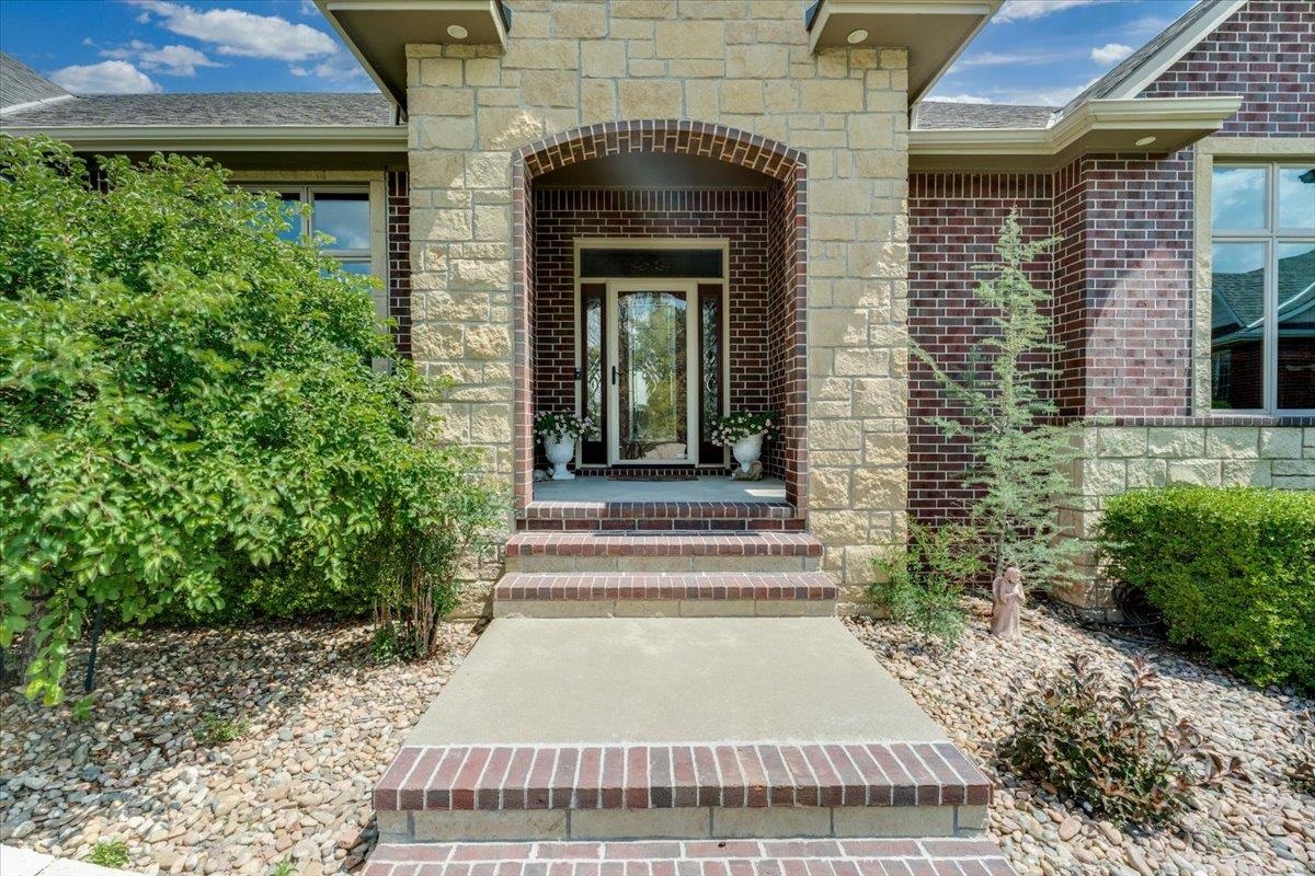 9721 W Westlakes Ct, Wichita, KS 67205-5257
