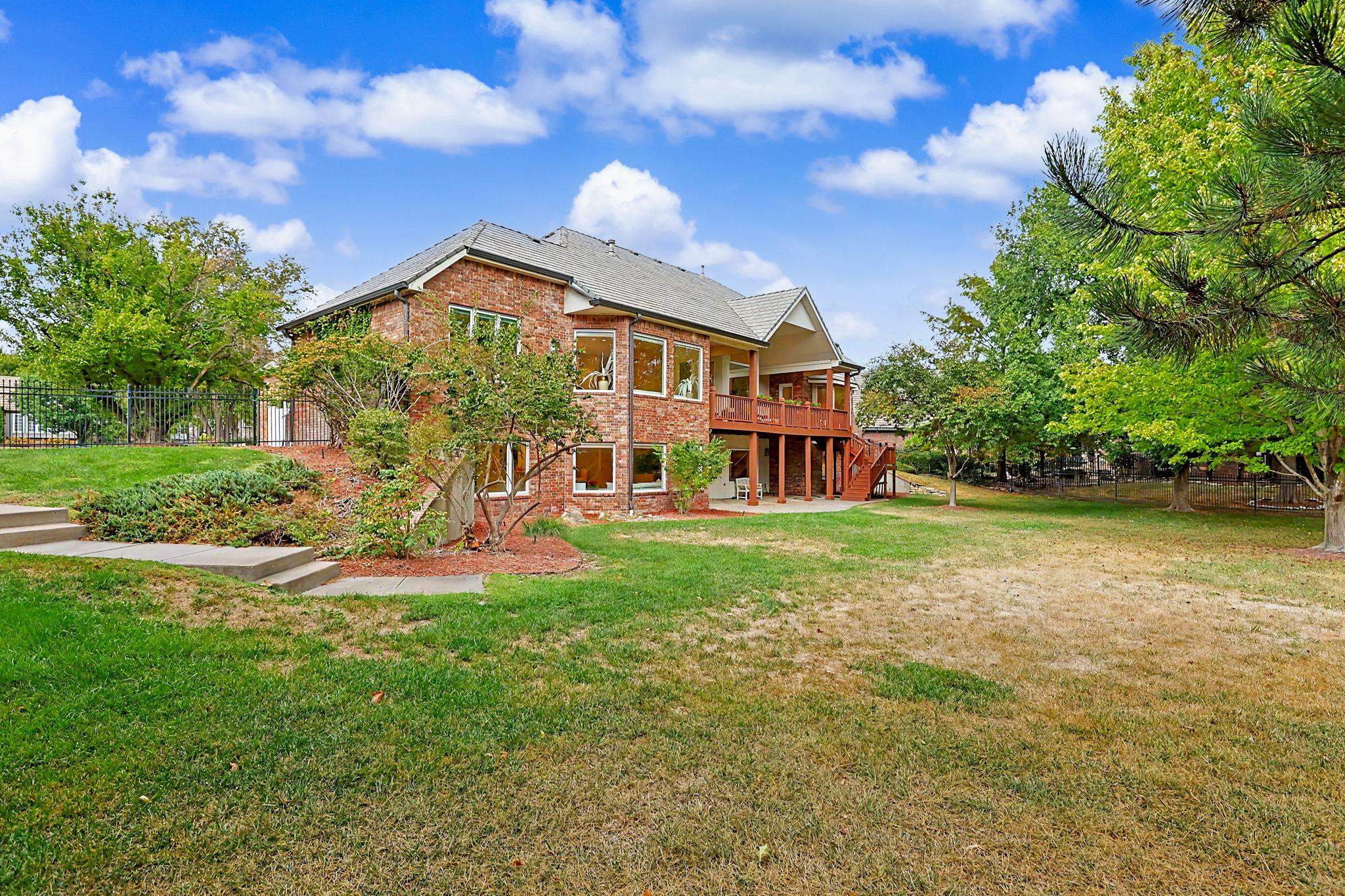 8513 E Bridlewood, Wichita, KS 67206