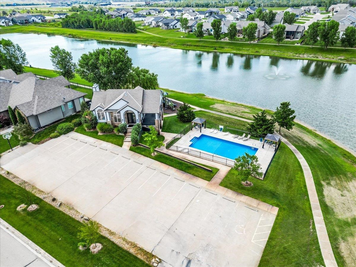4434 N Sunny Ct, Wichita, KS 67205